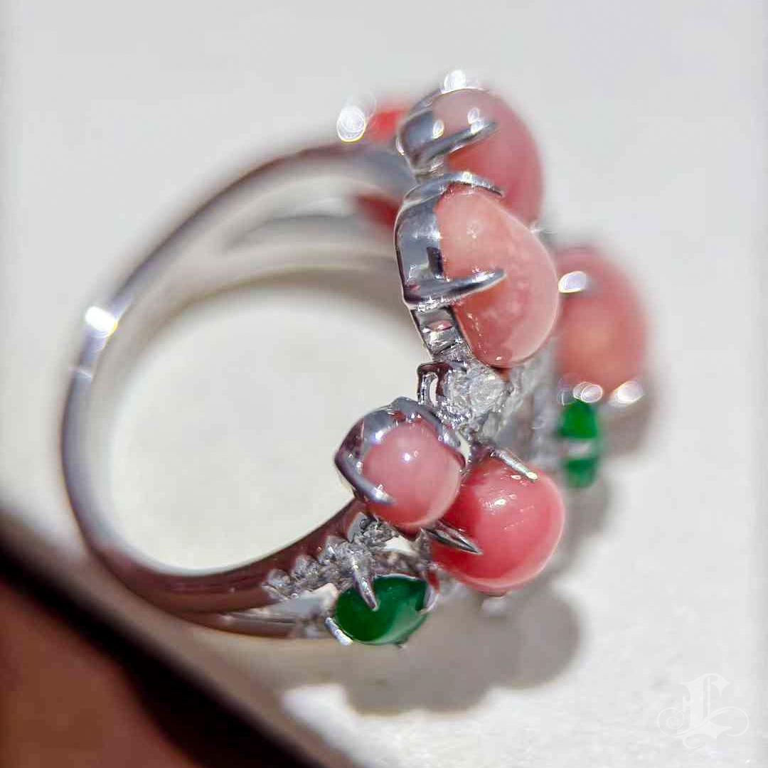 【Conchéa】 Anello conchiglia in fiore, giadeite e diamanti - 4,55 carati in vendita 5