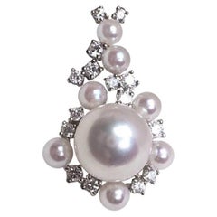 【Crown Radiance】Radiant Cluster AAA Akoya Pearl & Diamond Pendant