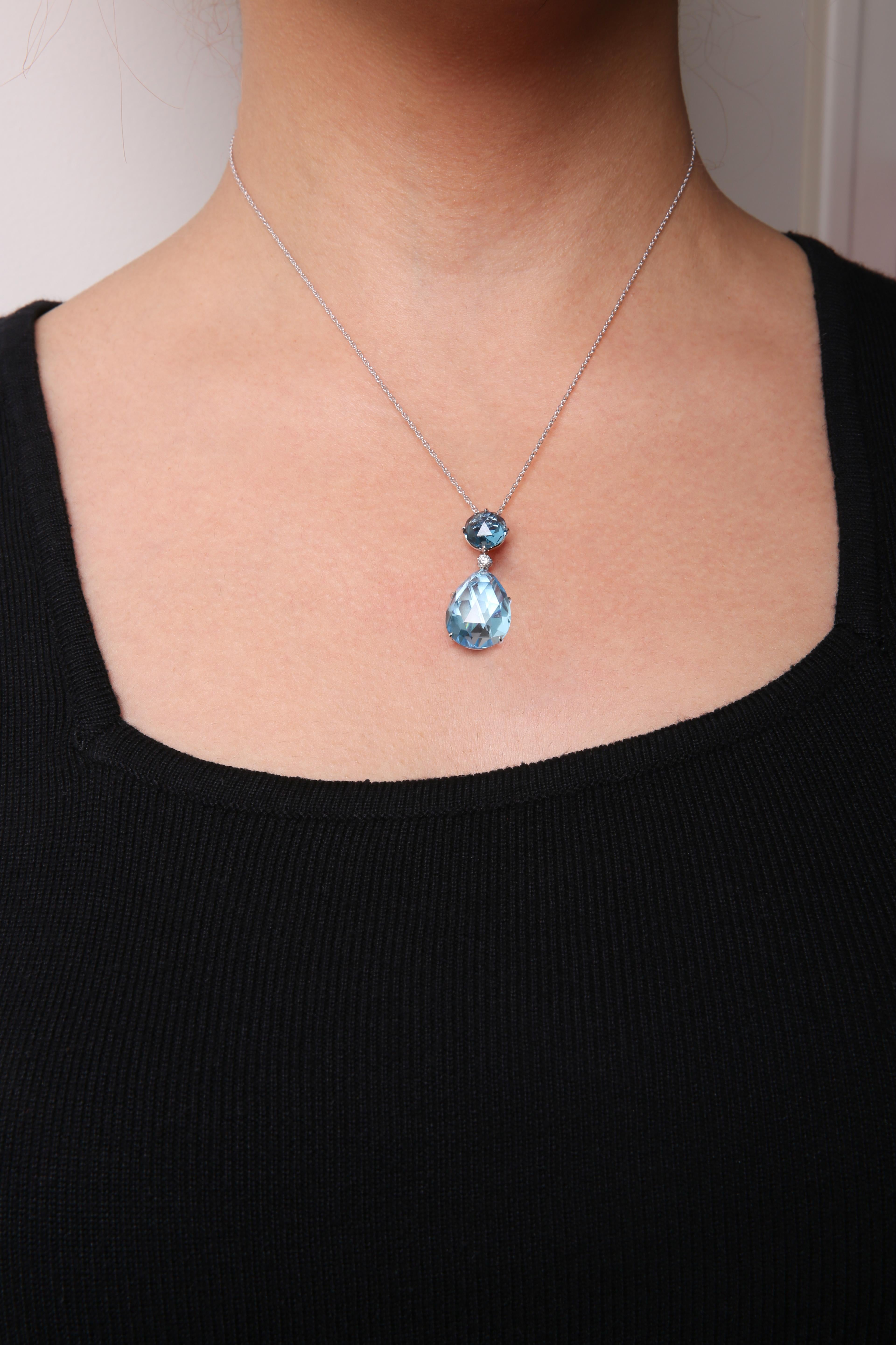 Round Cut 18K White Gold Diamond Accent & Blue Topaz & Sky Blue Topaz Pendant Necklace For Sale