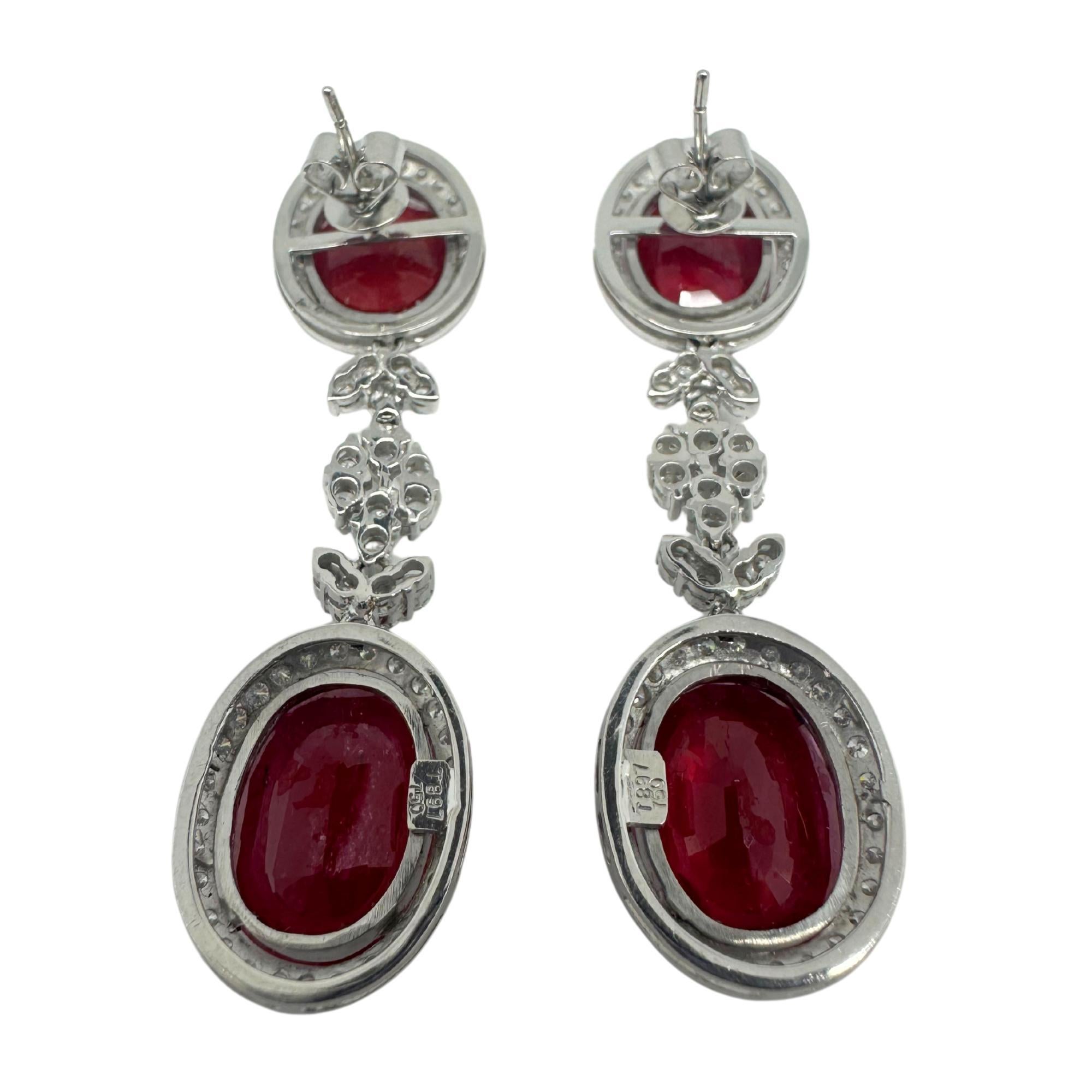 18K White Gold Diamond and African Ruby Drop Earrings In Good Condition For Sale In New York, NY
