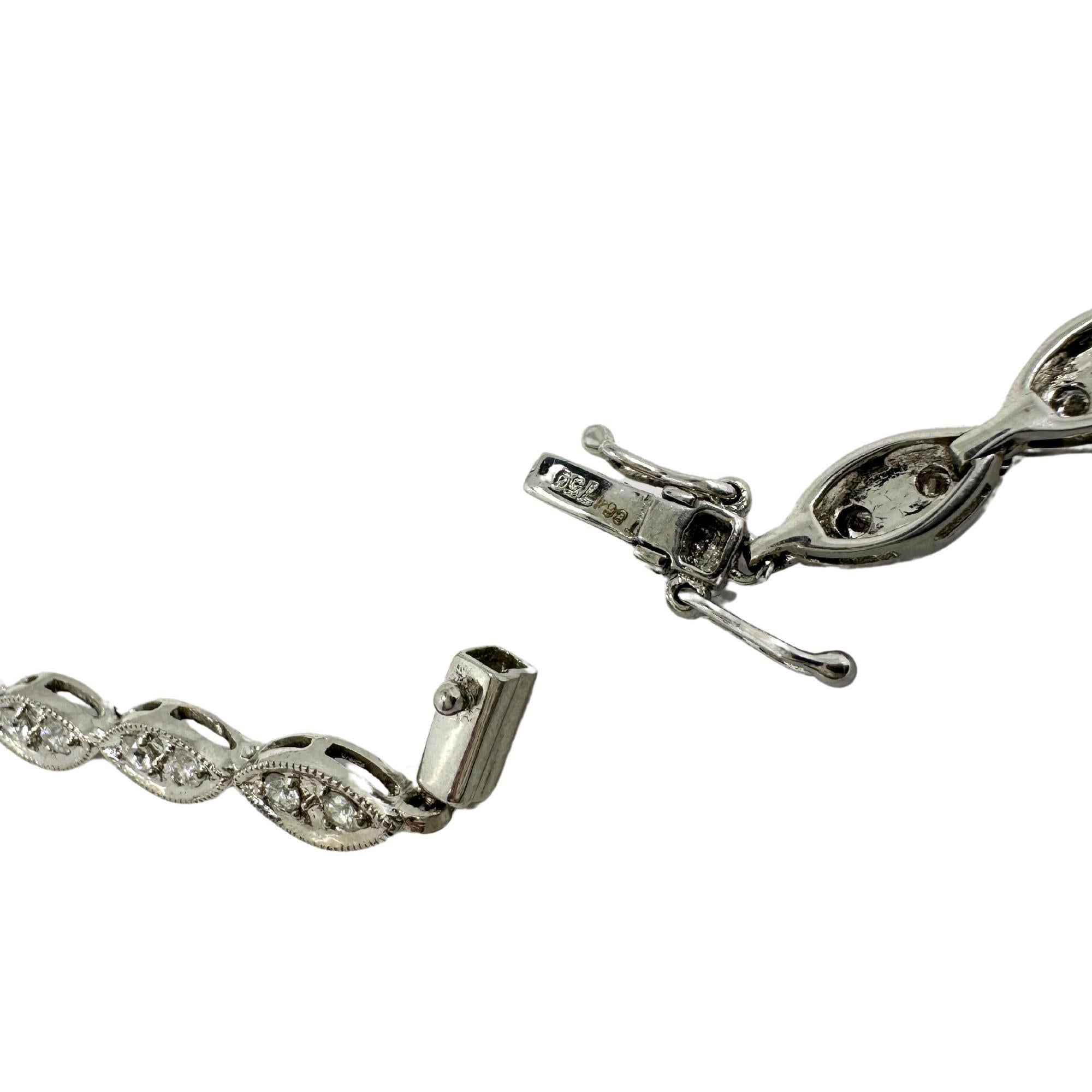 Collana con diamanti e rubini africani in oro bianco 18 carati in vendita 1
