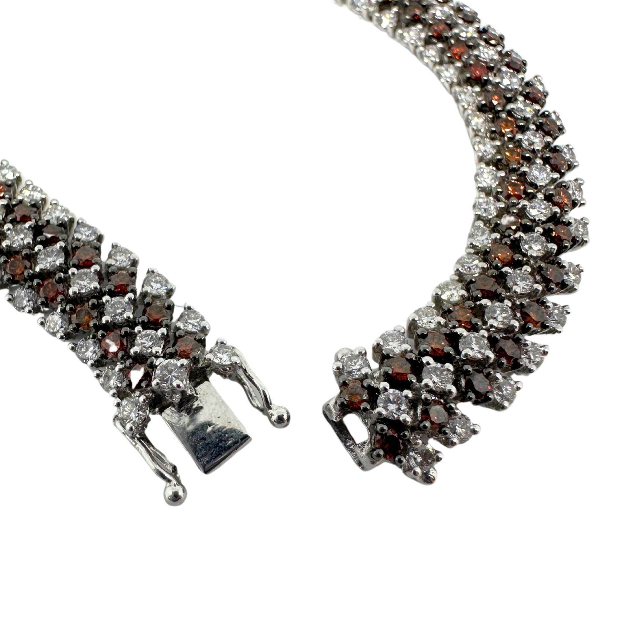 Taille ronde Bracelet en or blanc 18K avec diamants et diamants bruns en vente
