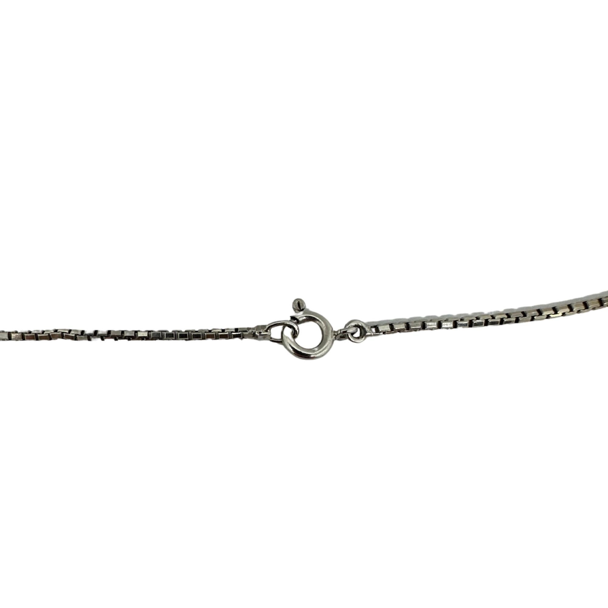 Donna Collana con diamanti e rubini cabochon in oro bianco 18 carati in vendita