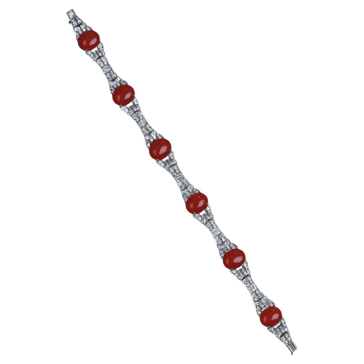 Bracelet en or blanc 18K avec diamants et corail