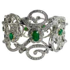18K White Gold Diamond and Emerald Bracelet