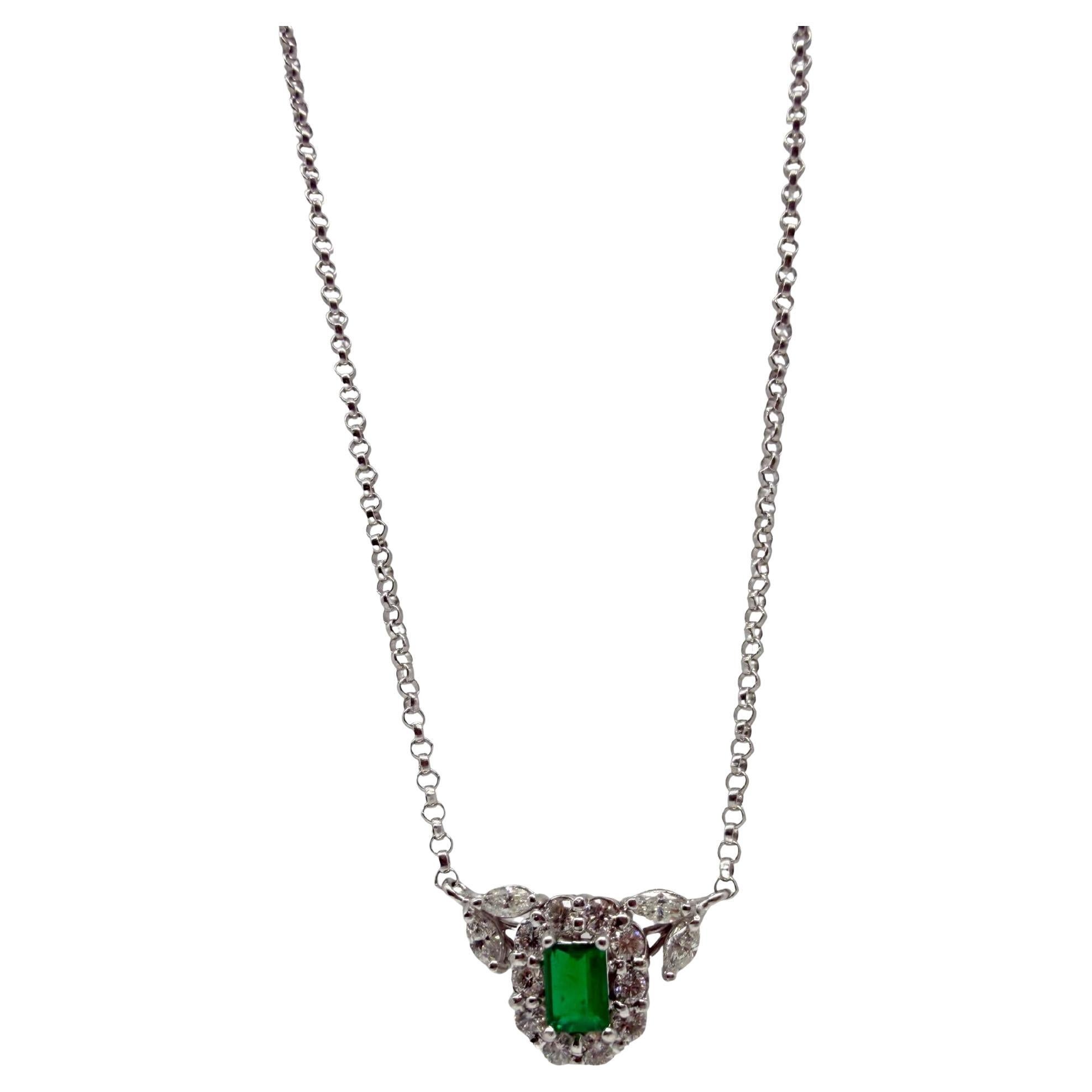 18K White Gold Diamond and Emerald Cluster Pendant Necklace