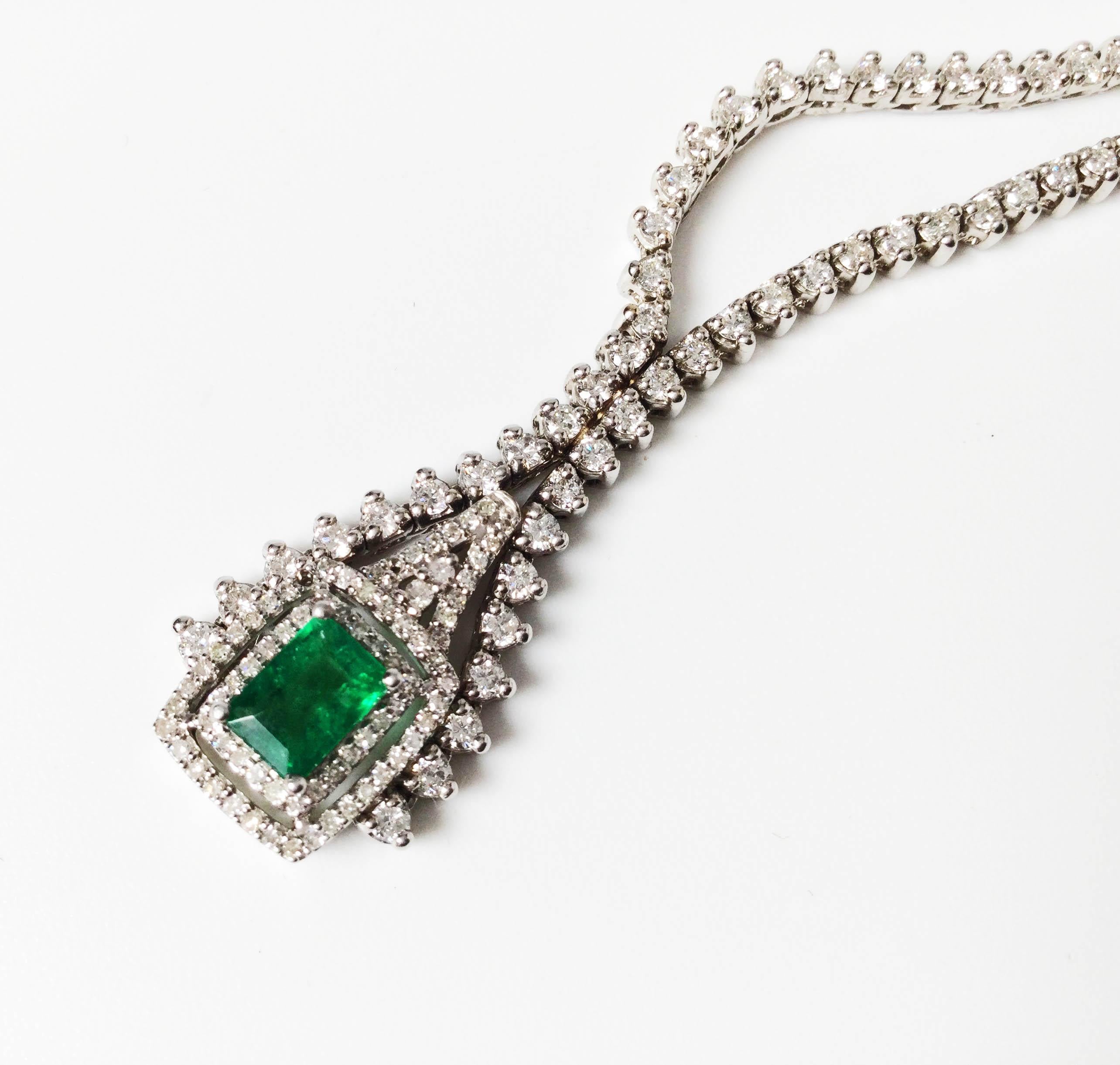 Art Deco 18K White Gold Diamond and Emerald Estate Necklace For Sale