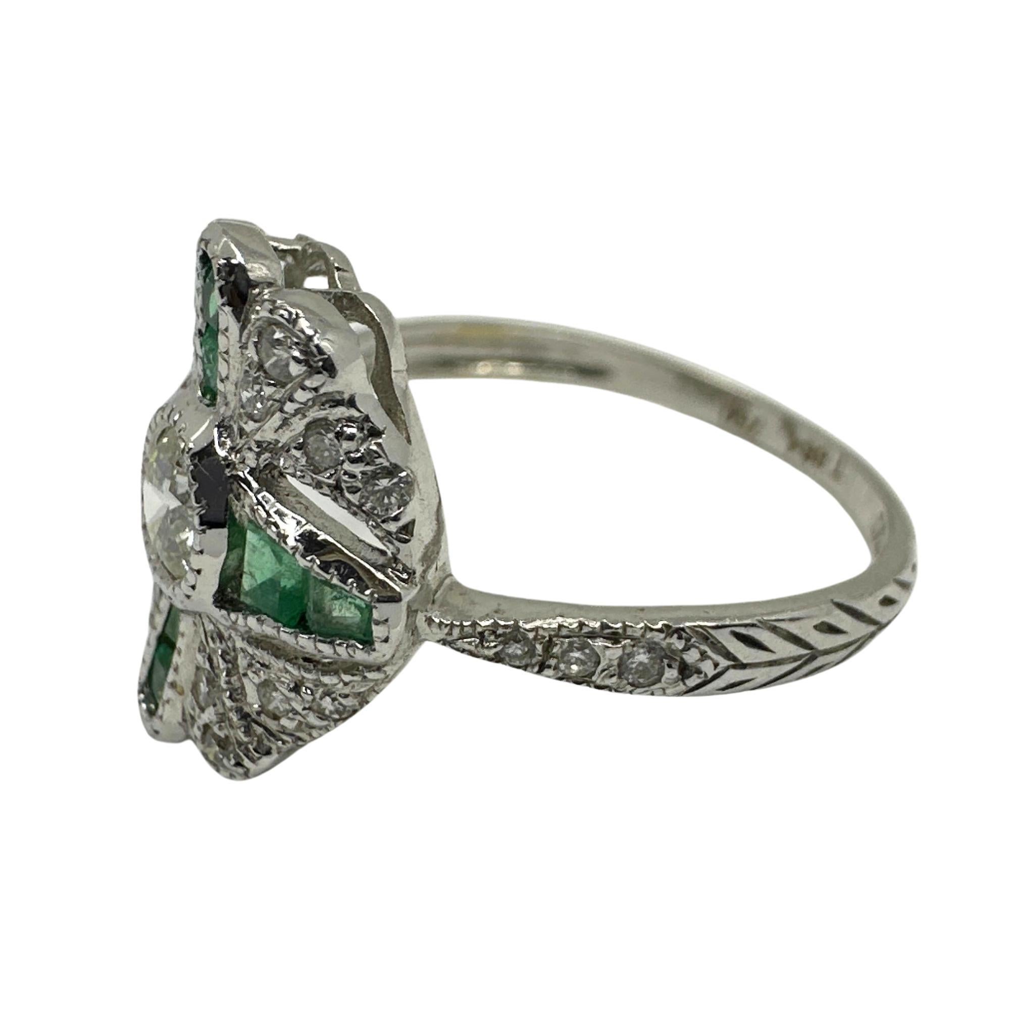 Modern 18k White Gold Diamond and Emerald Ring For Sale