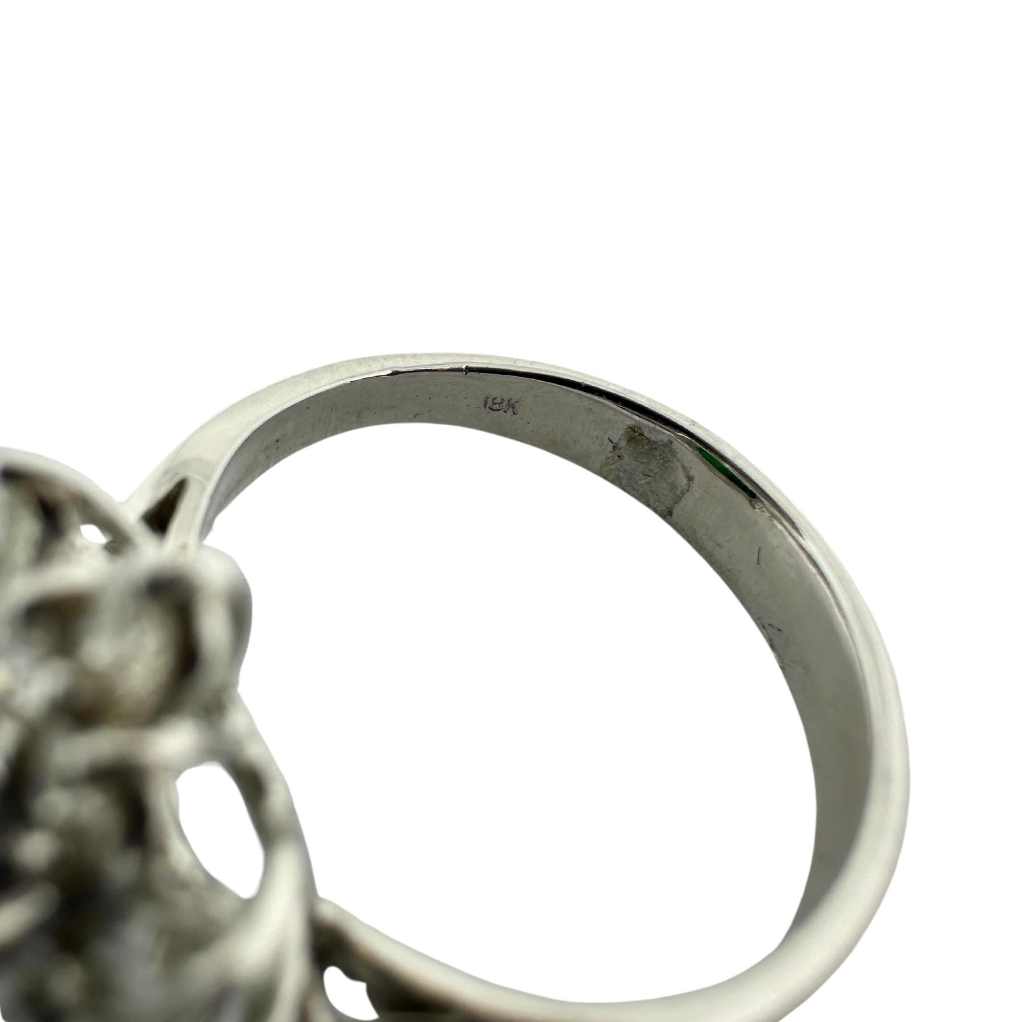 Women's 18k White Gold Diamond and Emerald Ring For Sale