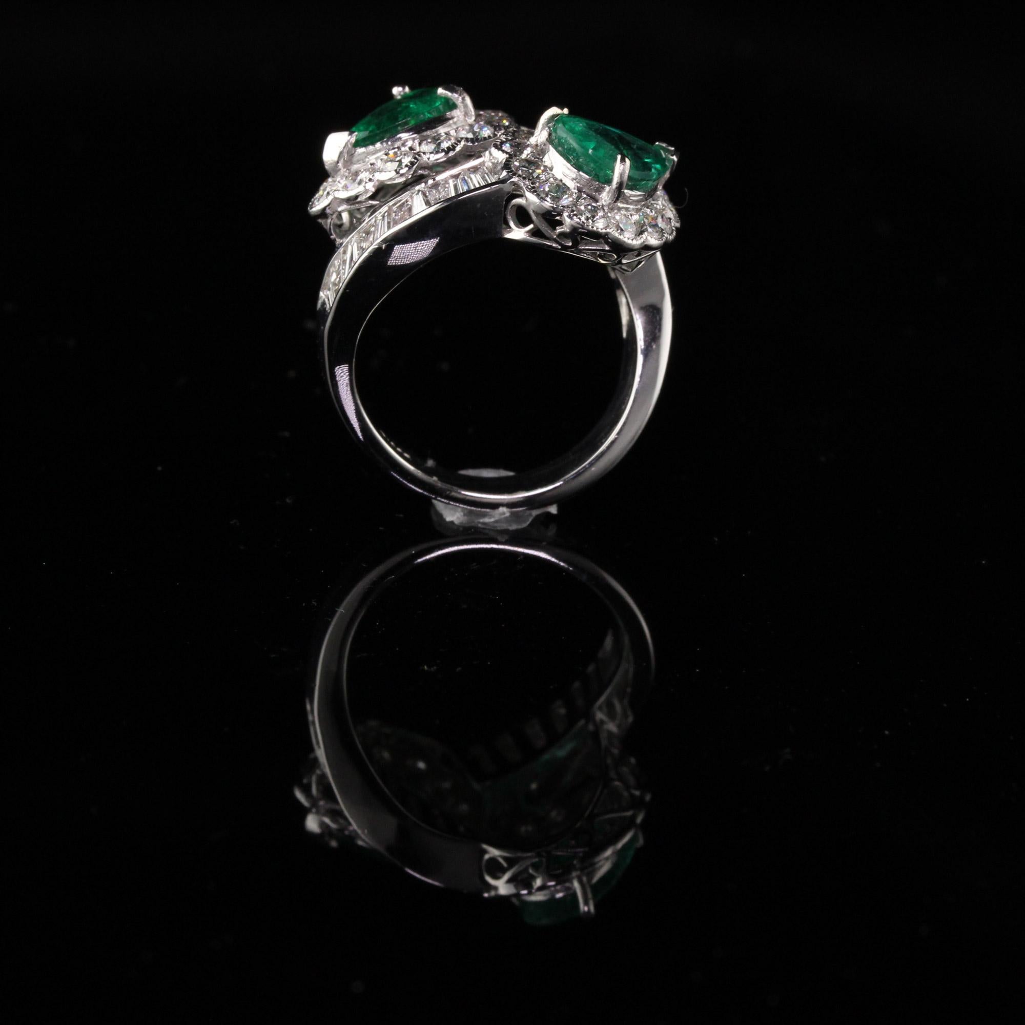 Baguette Cut 18 Karat White Gold Diamond and Emerald Toi Et Moi Ring