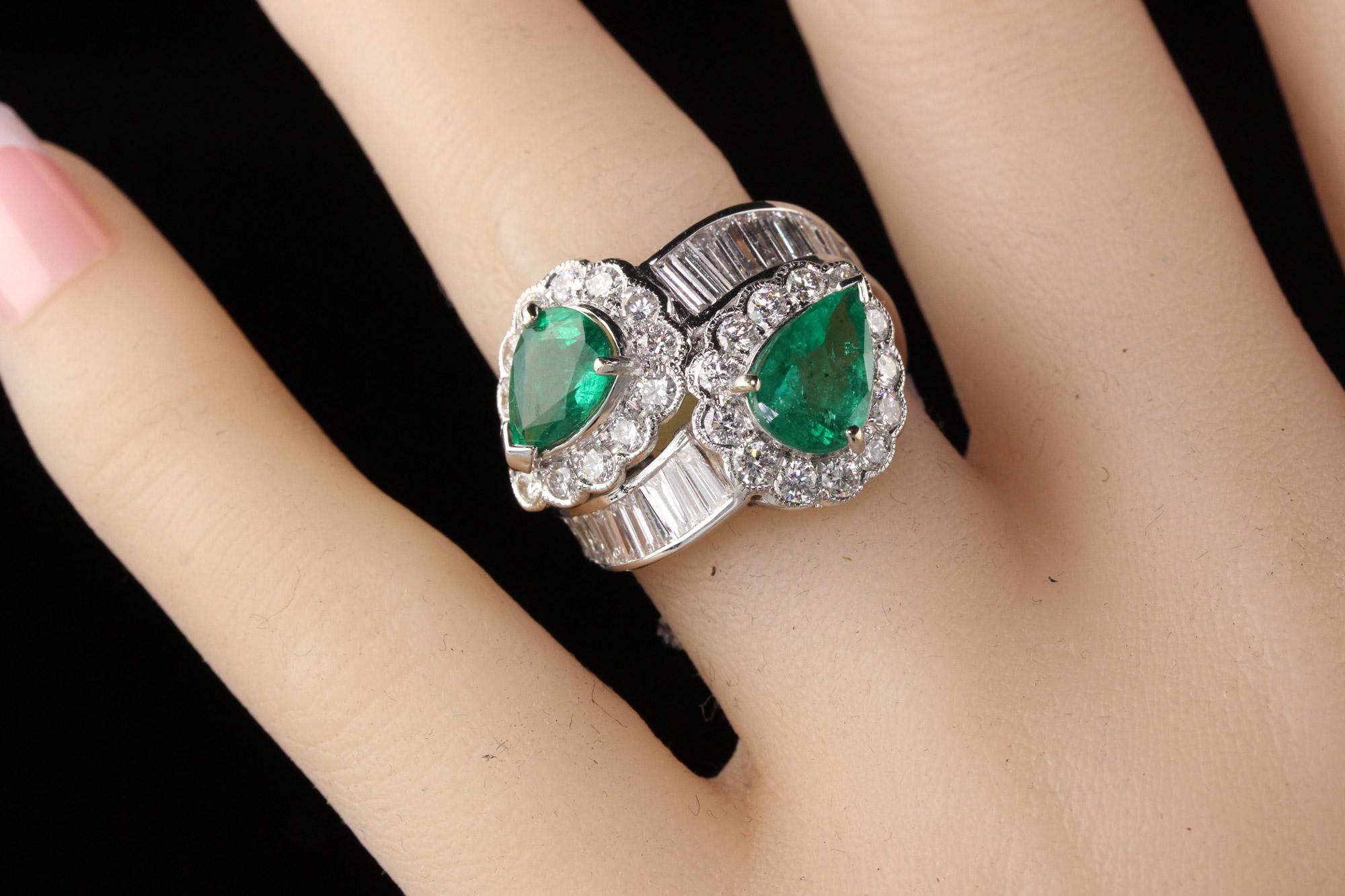 Women's 18 Karat White Gold Diamond and Emerald Toi Et Moi Ring