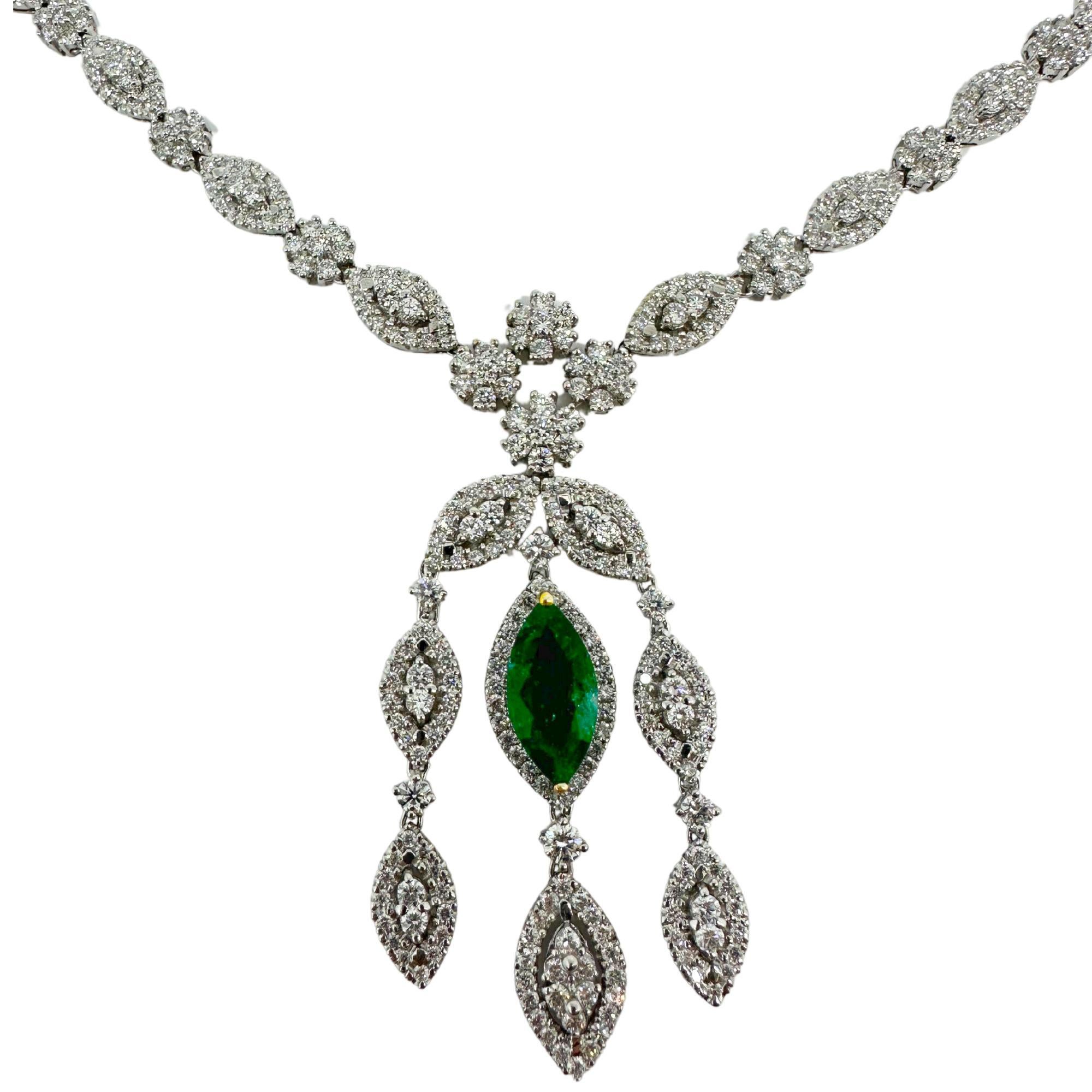 18K White Gold Diamond and Marquise Cut Emerald Drop Necklace In Good Condition For Sale In New York, NY