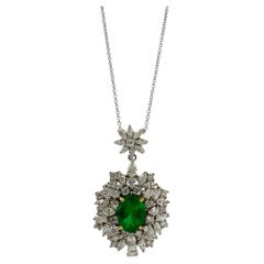 18K White Gold Diamond and Oval Cut Emerald Pendant Necklace