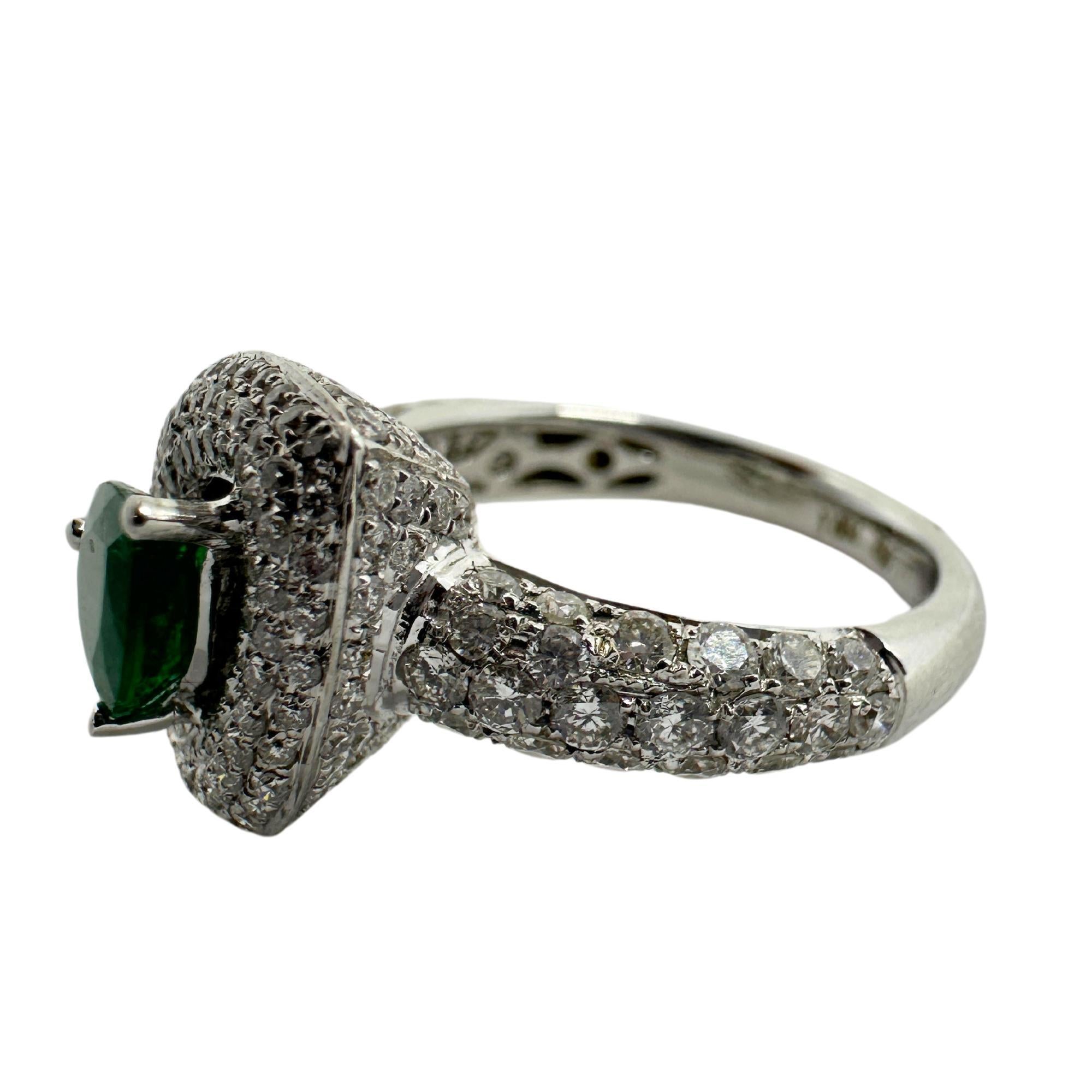 Pear Cut 18k White Gold Diamond and Pear Shaped Emerald Ring For Sale