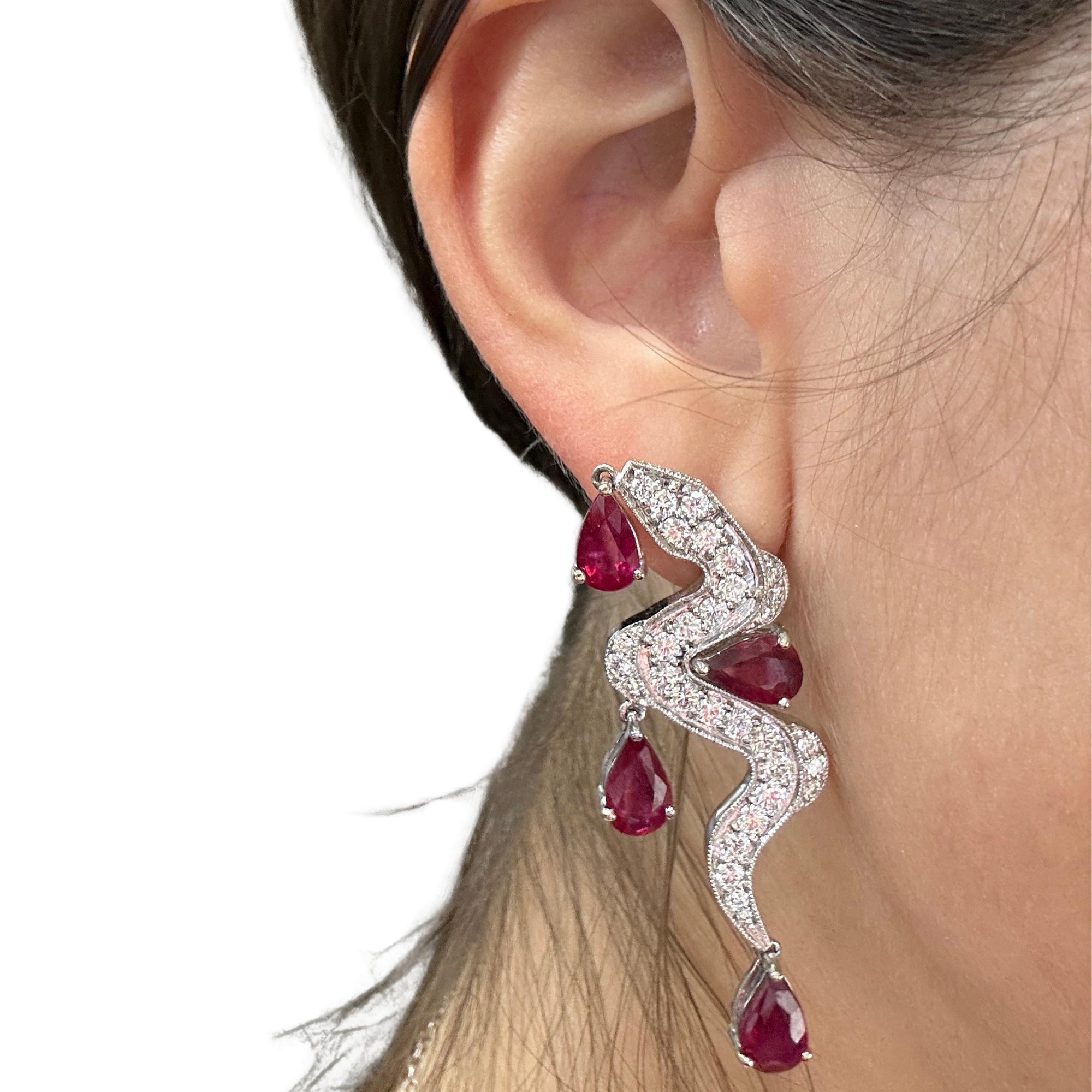 18K White Gold Diamond and Pear Shaped Ruby Earrings In Good Condition For Sale In New York, NY