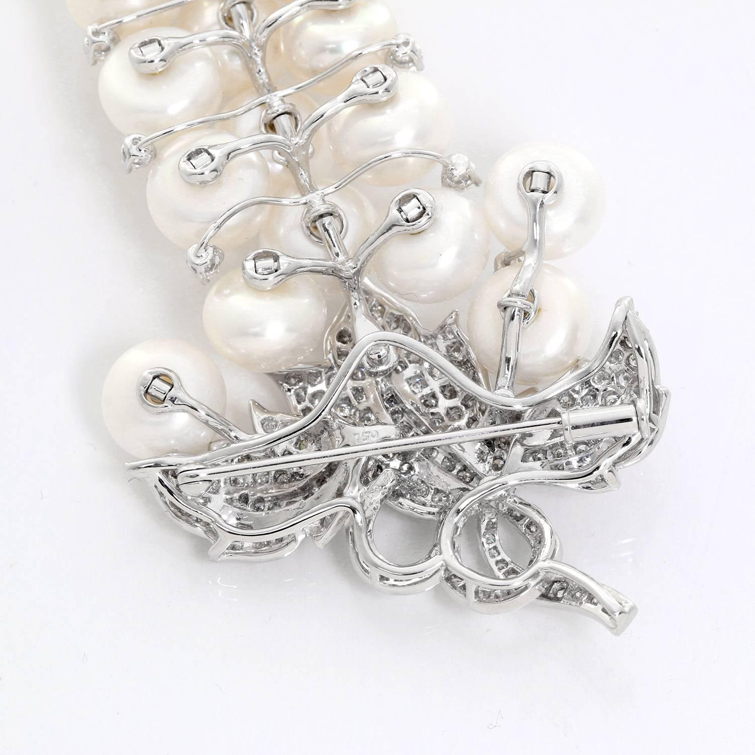 18 Karat White Gold Diamond and Pearl Brooch In Excellent Condition In Dallas, TX