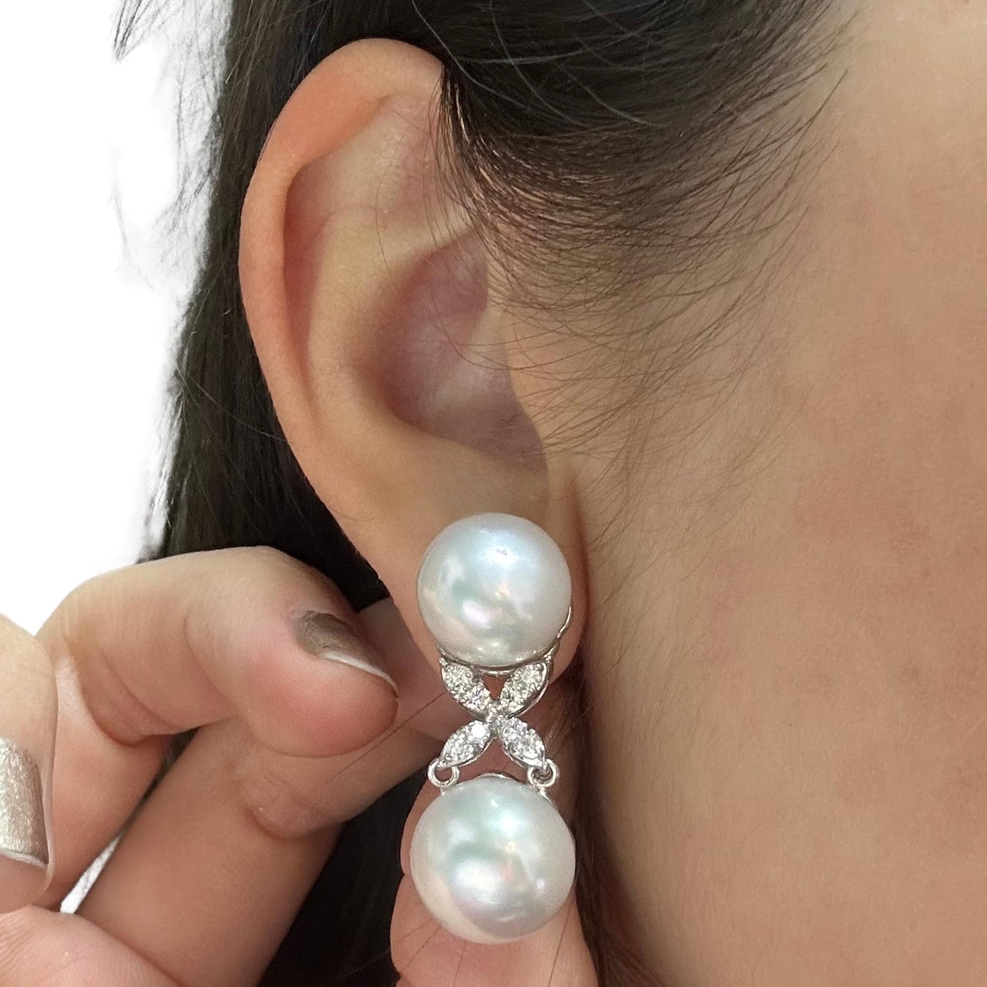 18K White Gold Diamond and Pearl Earrings For Sale 2