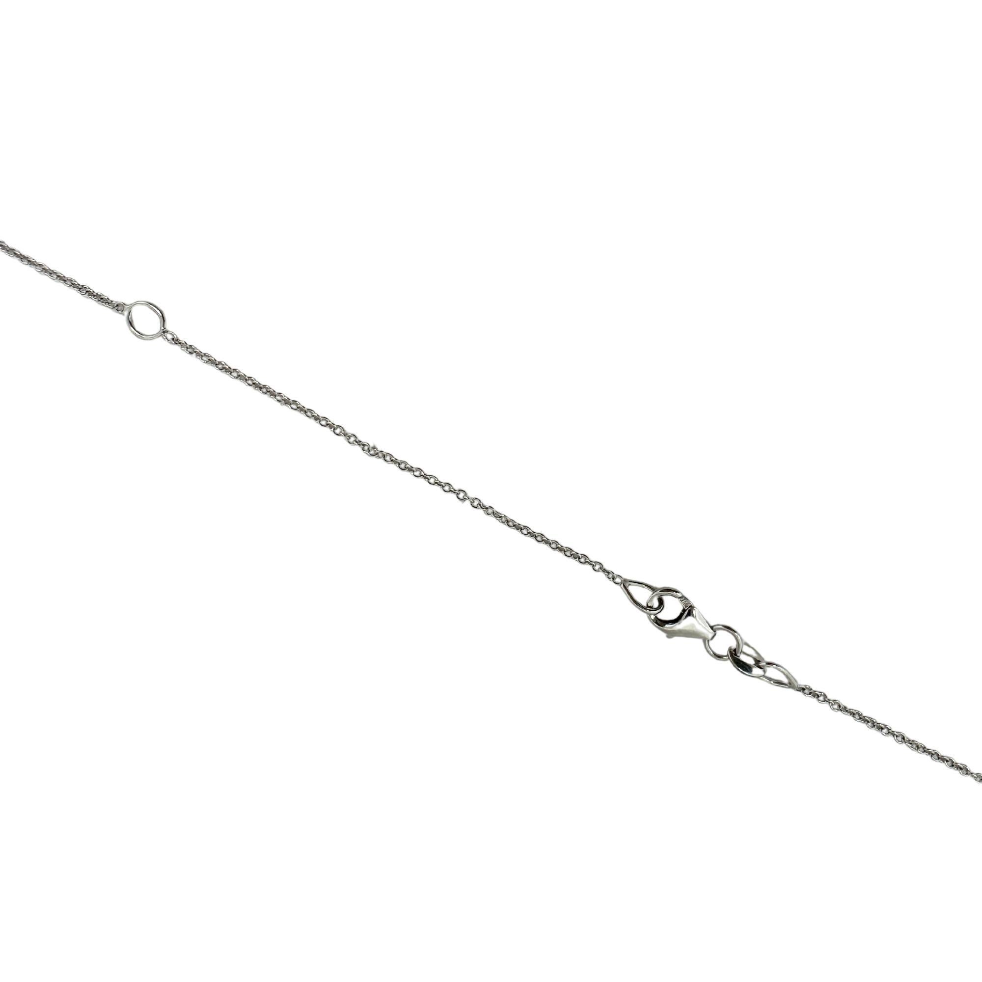 18K White Gold Diamond and Pearl Heart Pendant Necklace For Sale 4