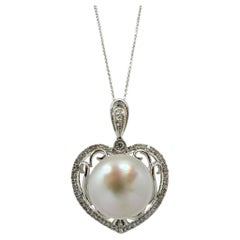 18K White Gold Diamond and Pearl Heart Pendant Necklace