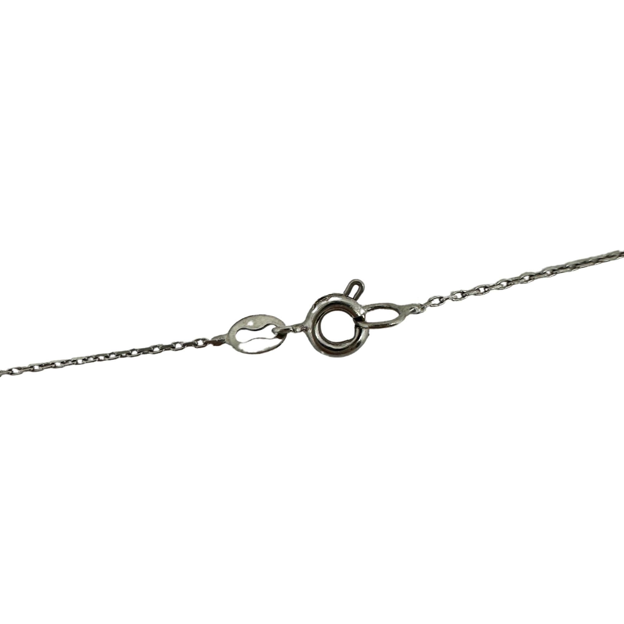 18K White Gold Diamond and Pearl Pendant Necklace For Sale 1