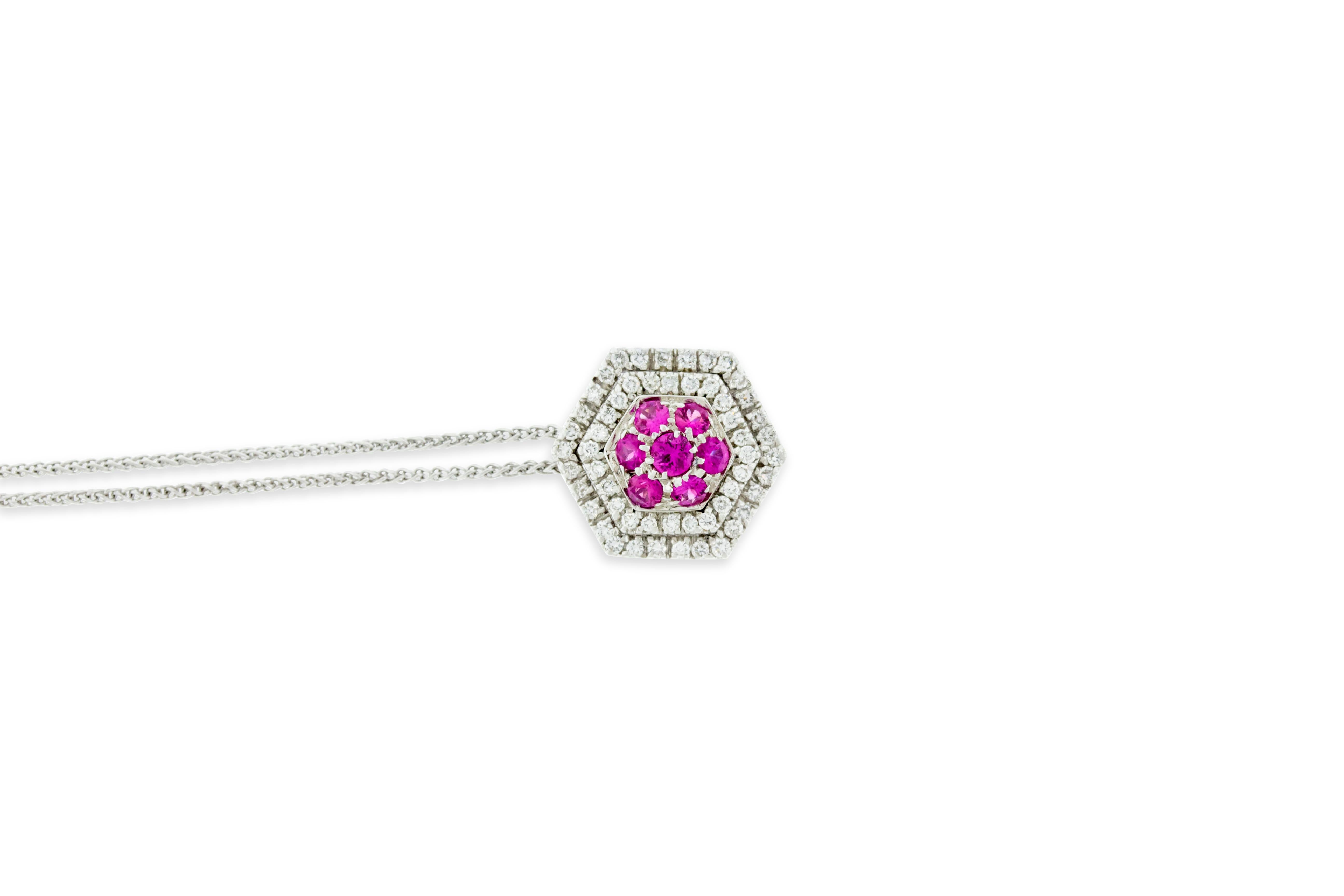 18 Karat Weißgold Halskette mit Diamant- und rosa Saphir-Anhänger (Zeitgenössisch) im Angebot