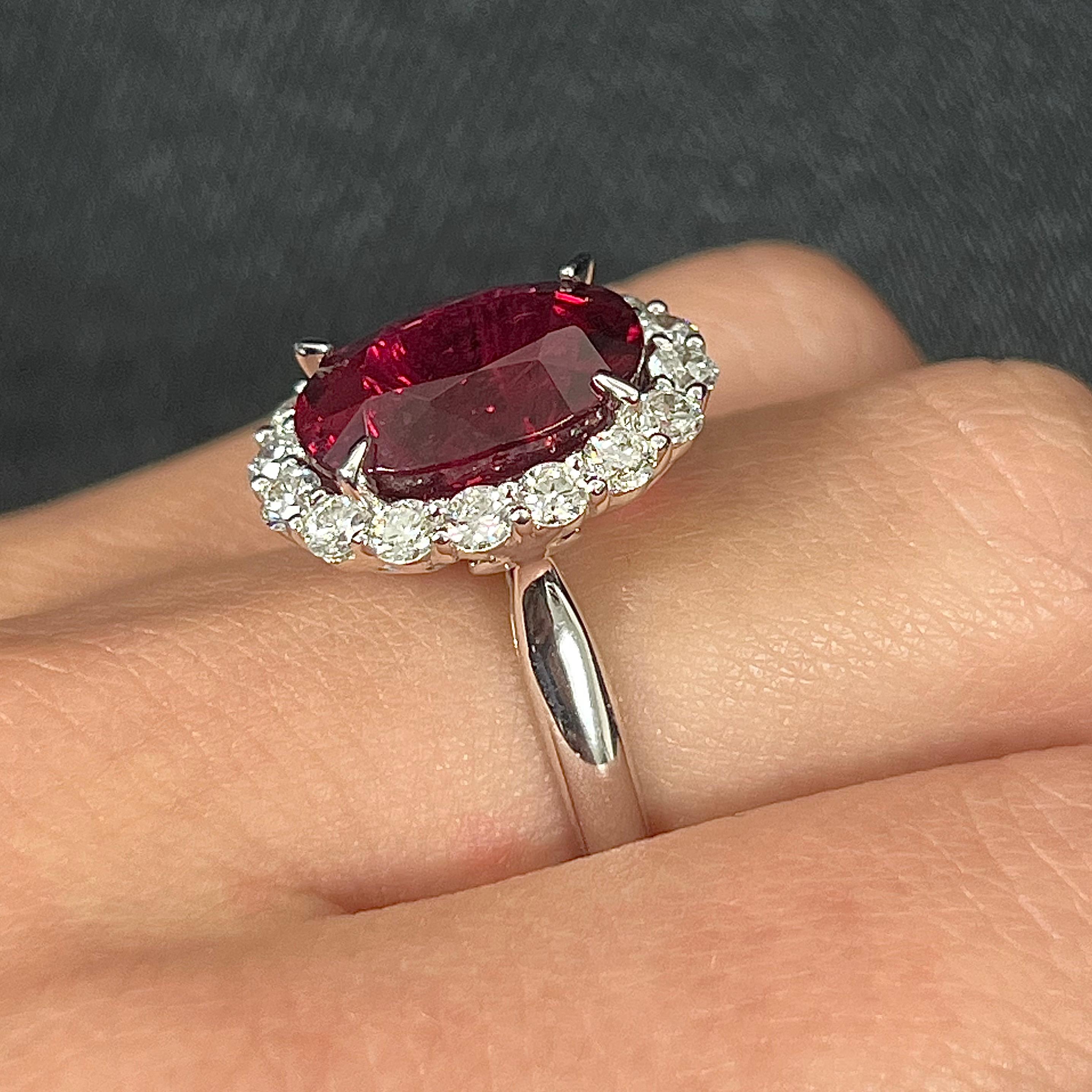 18K Weißgold Diamant und Rubellit Ring (Moderne) im Angebot