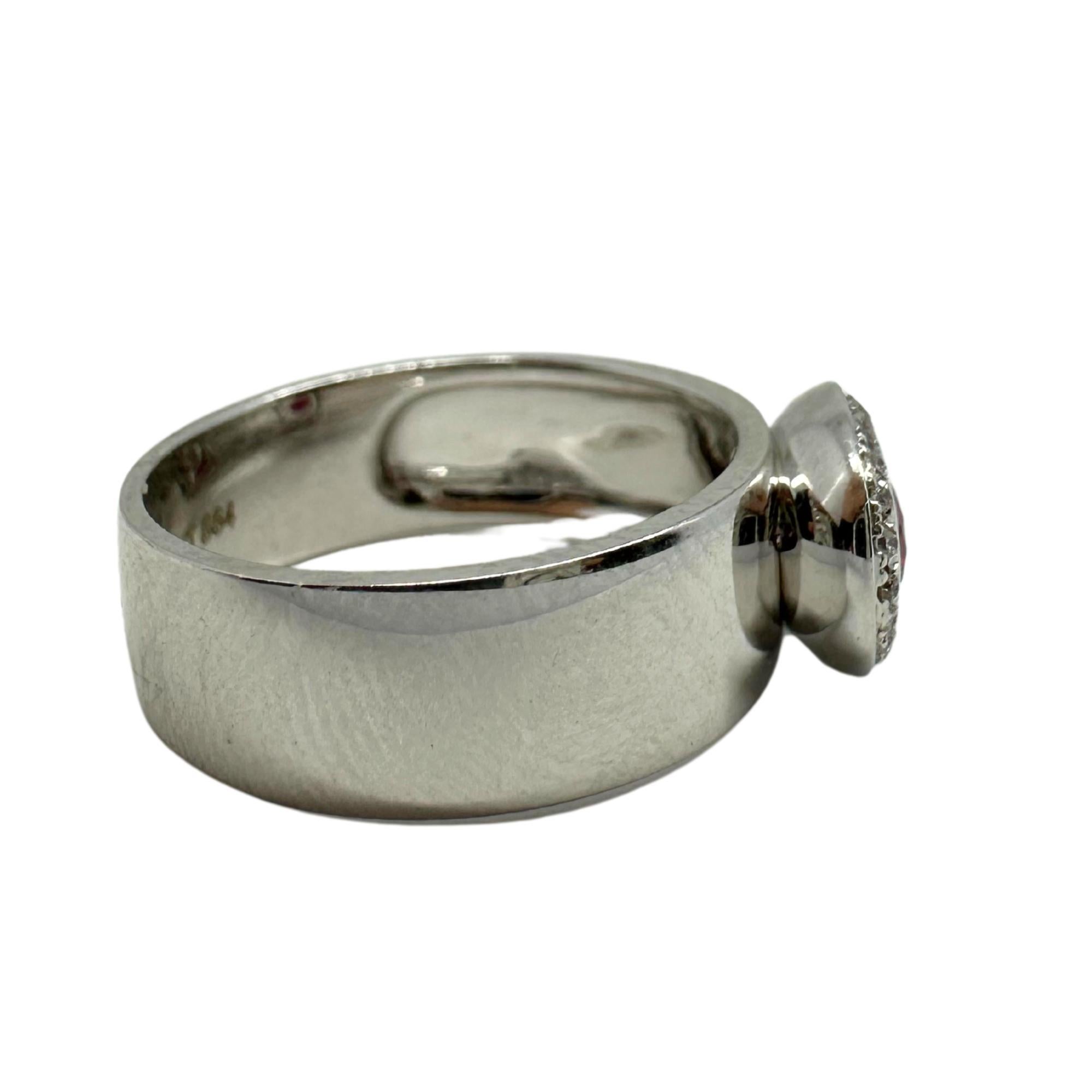 18K White Gold Diamond and Ruby Band Ring For Sale 2