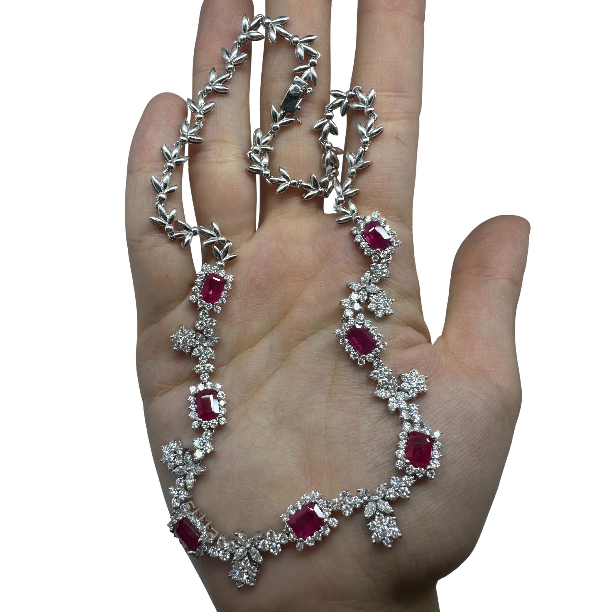 Collier ras du cou en or blanc 18 carats, diamants et rubis - 15 pouces en vente 4