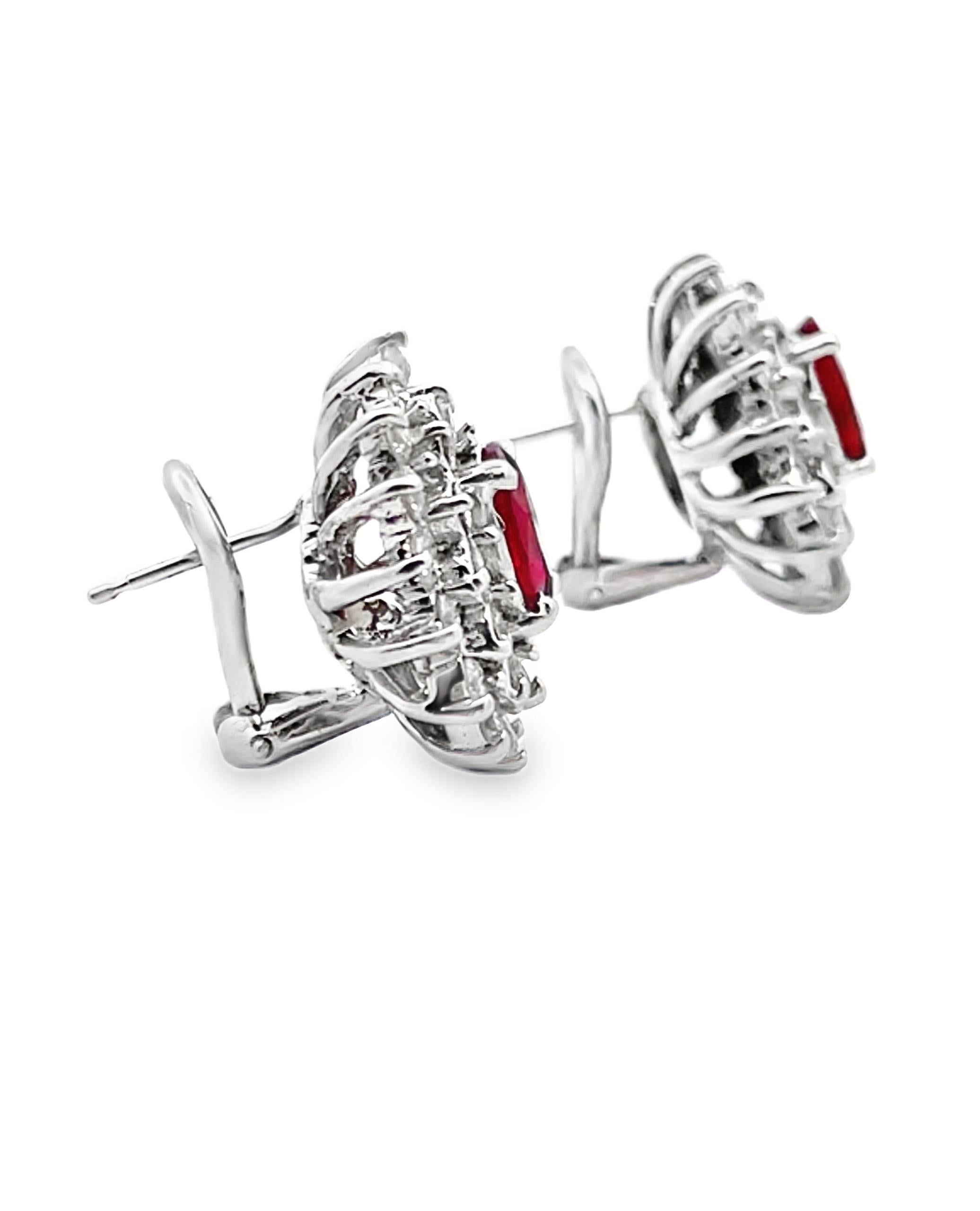 Taille mixte Oval Ruby Earrings with Starburst Diamonds in 18K White Gold with Omega Backs en vente