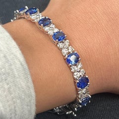 18K White Gold Diamond and Sapphire Bracelet