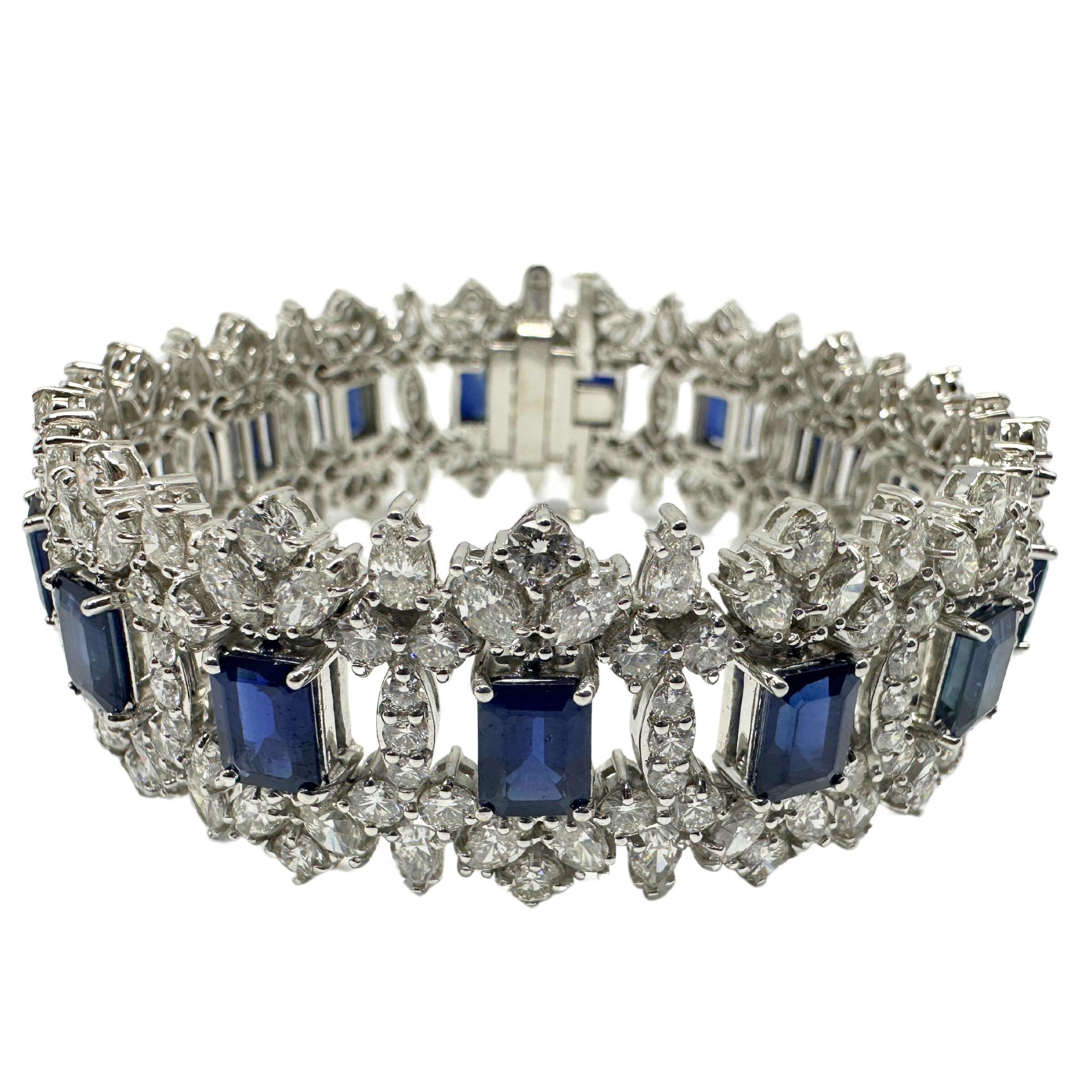 Bracelet en or blanc 18 carats avec diamants et saphirs
Condit : En bon état avec quelques légères usures de surface dues à l'âge.
Longueur : 7,5 pouces
Largeur : 0,80 pouces
Marquage : 