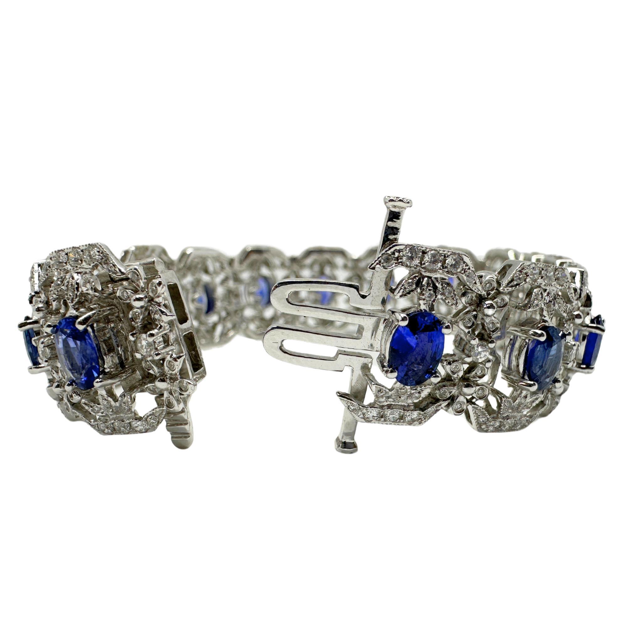 Taille ronde Bracelet en or blanc 18 carats avec diamants et saphirs en vente