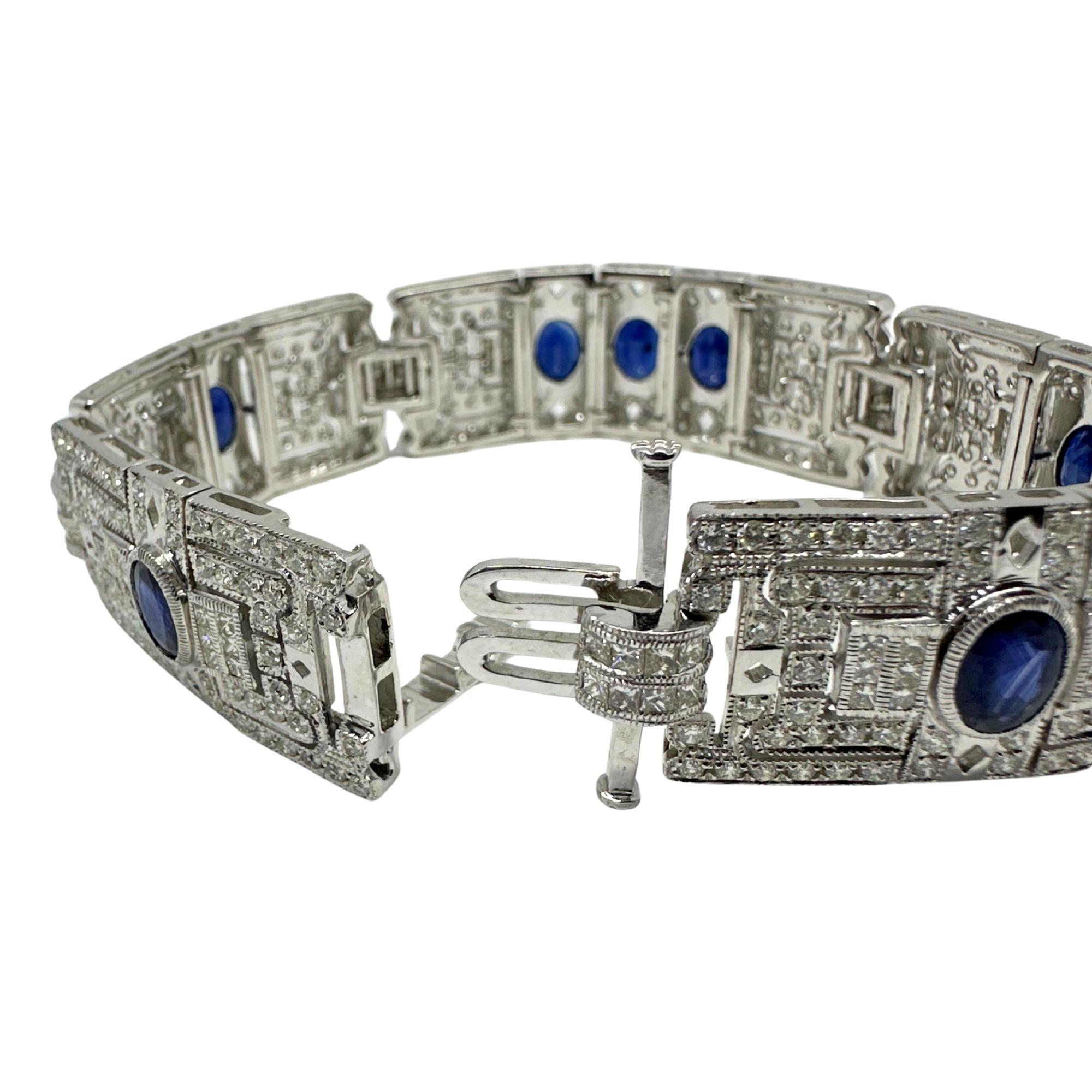 Bracelet en or blanc 18 carats avec diamants et saphirs en vente 4