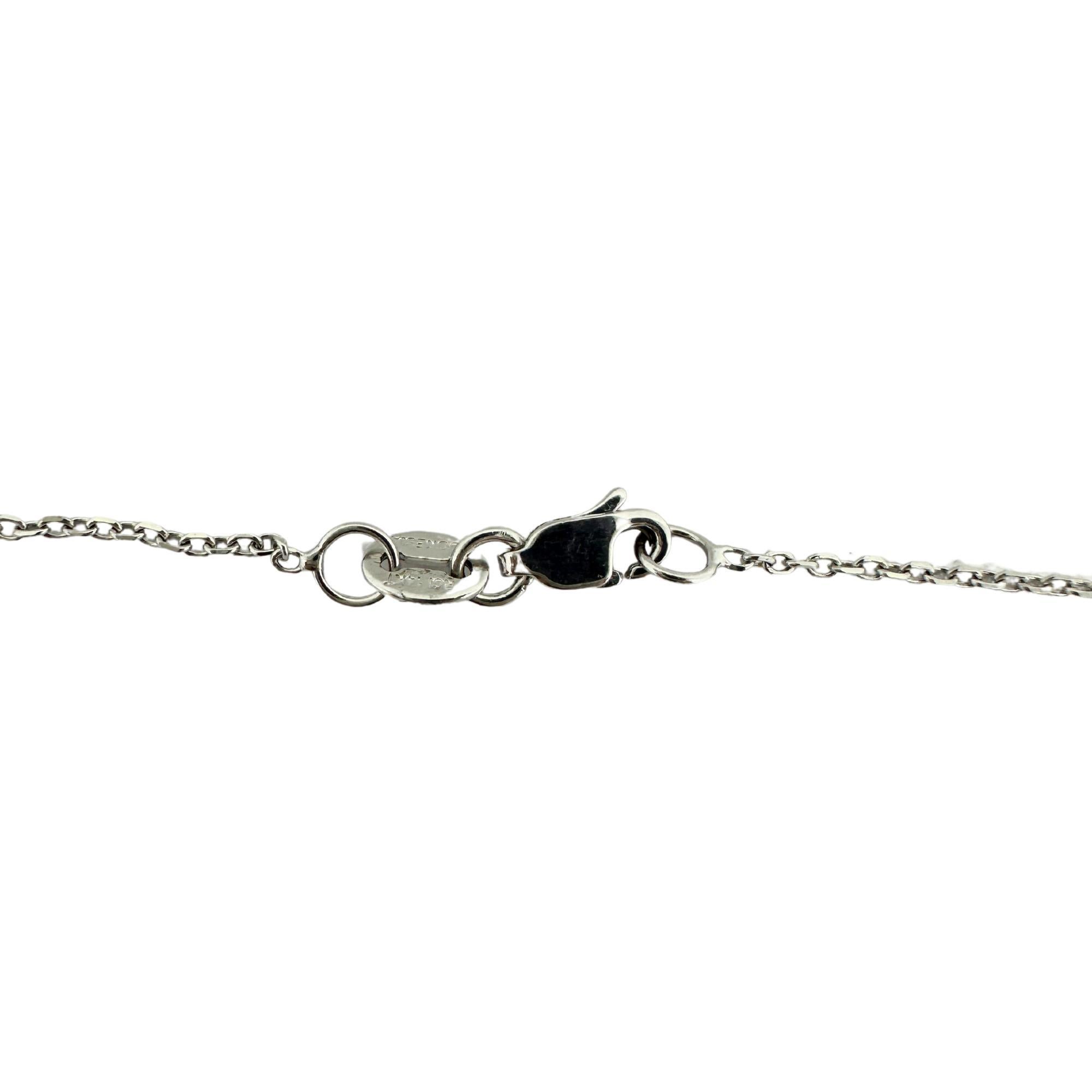 18K White Gold Diamond and Sapphire Pendant Necklace For Sale 5