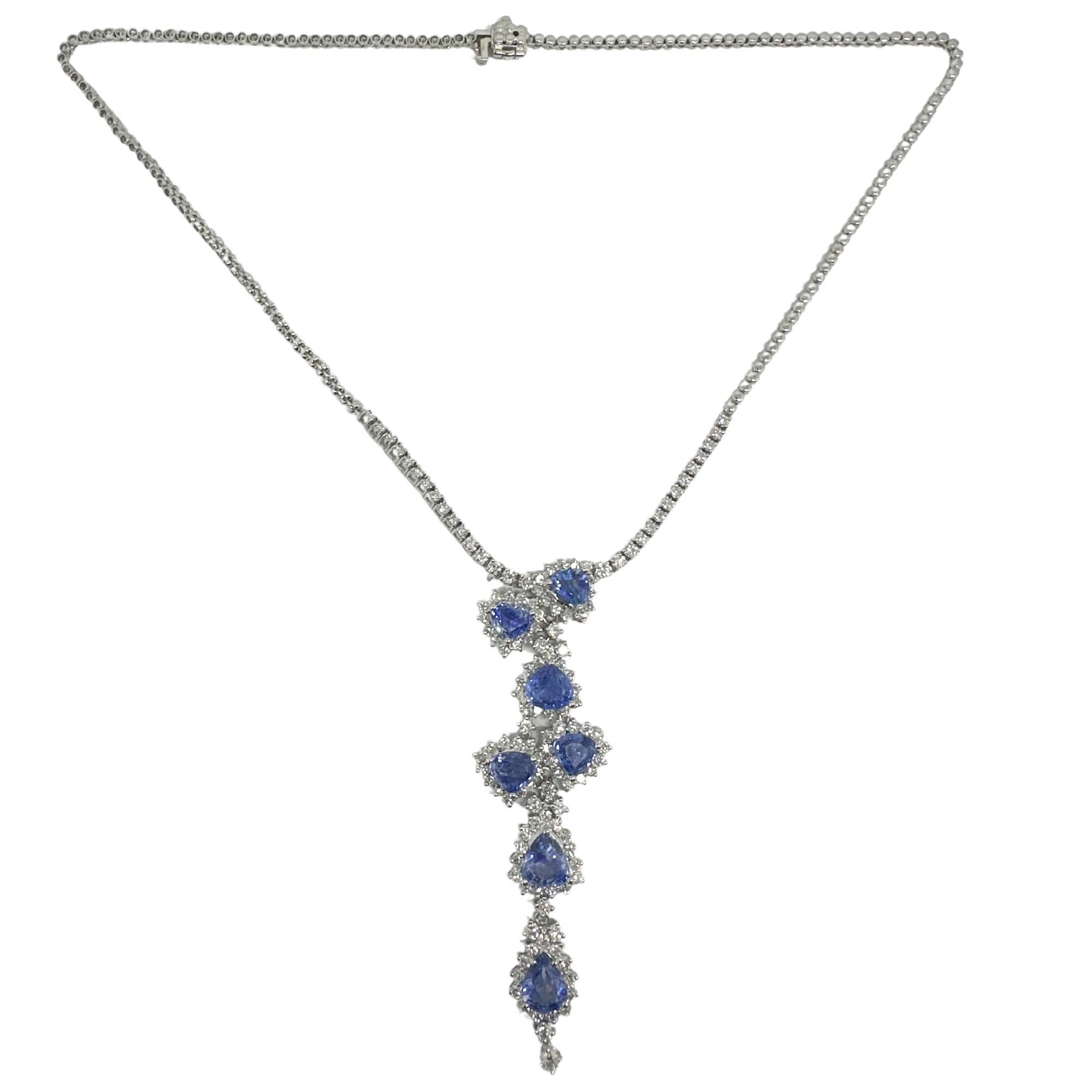 Taglio rotondo Collana a Y con diamanti e zaffiri in oro bianco 18K in vendita