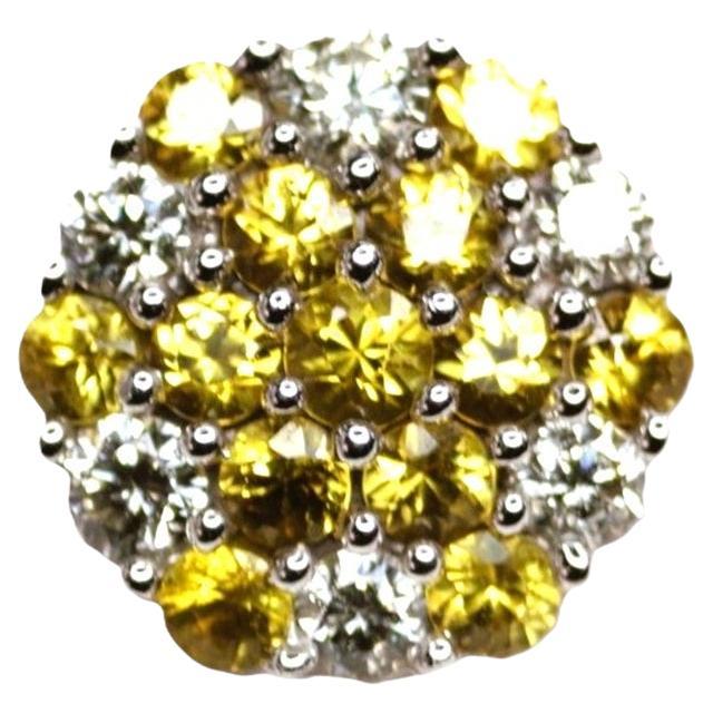 Pendentif en or blanc 18 carats, diamant et saphir jaune sur chaîne WG 14 carats en vente