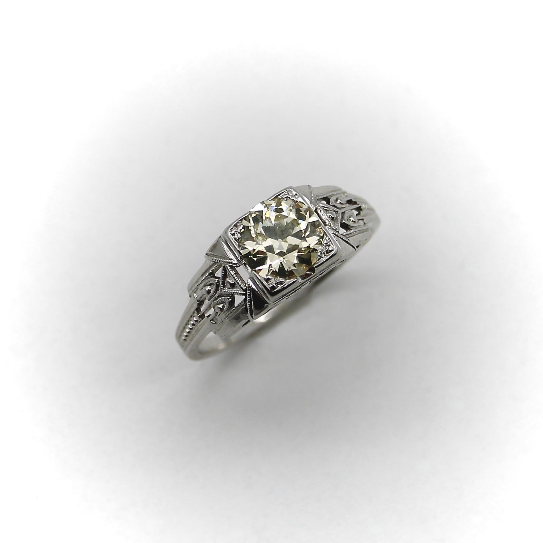 Old European Cut 18k White Gold Diamond Art Deco Engagement Ring For Sale