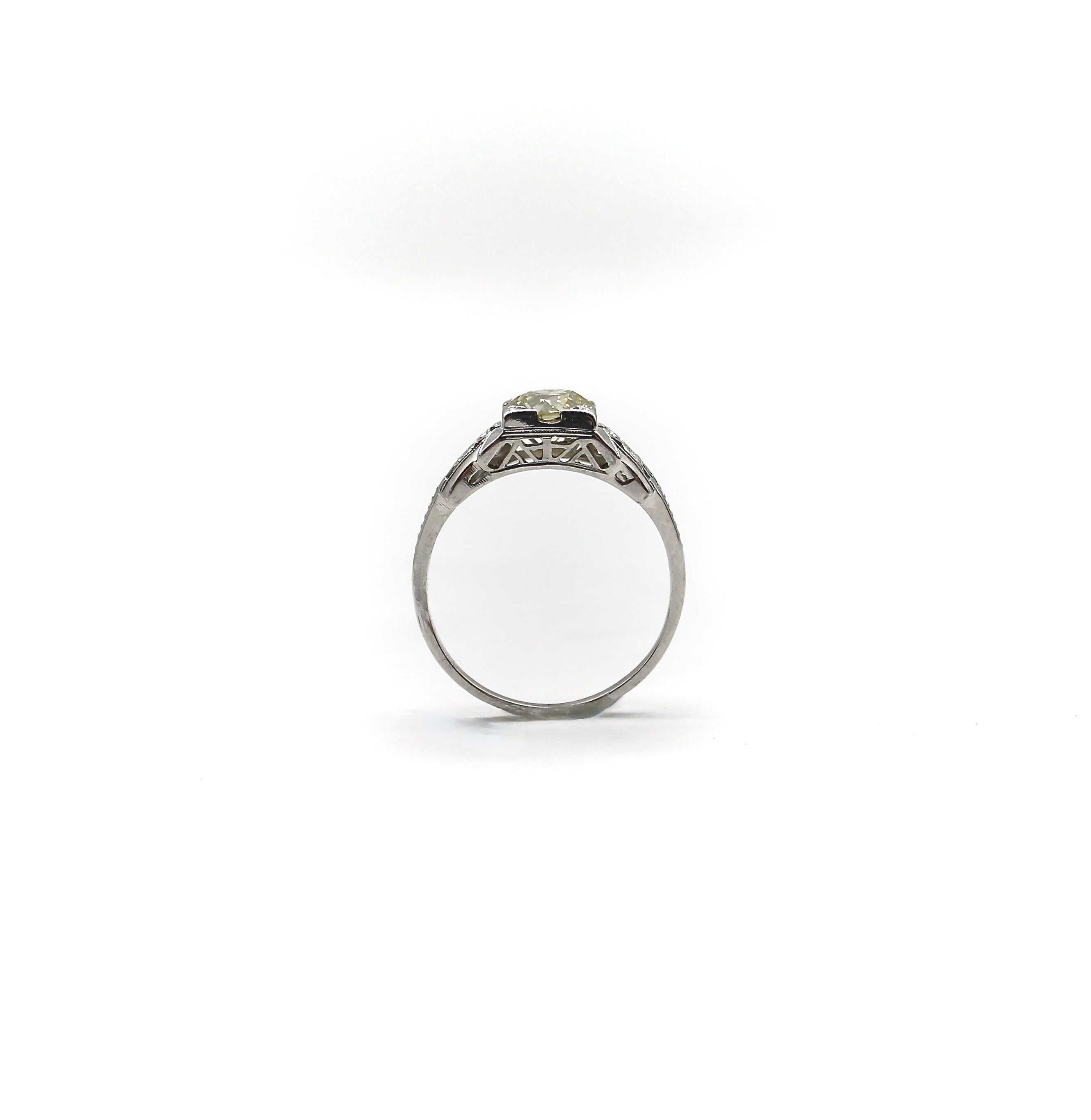18k White Gold Diamond Art Deco Engagement Ring For Sale 2