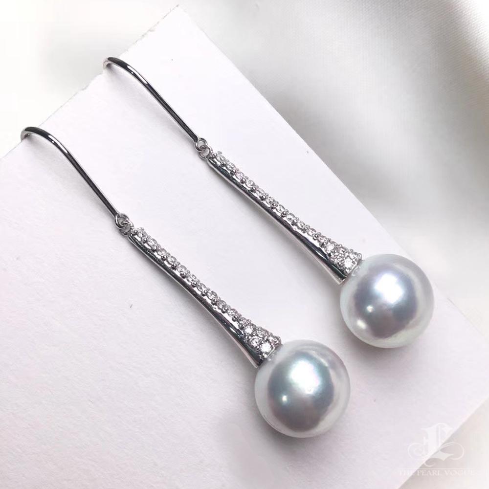 【Lustre Arc】Starlit Drop Aurora South Sea Pearl Diamond Earrings For Sale 1