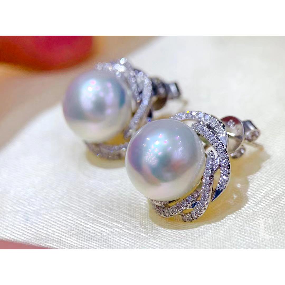 【Crown Radiance】Boucles d'oreilles cocktail diamant de galaxie Aurora perle des mers du sud en vente 2