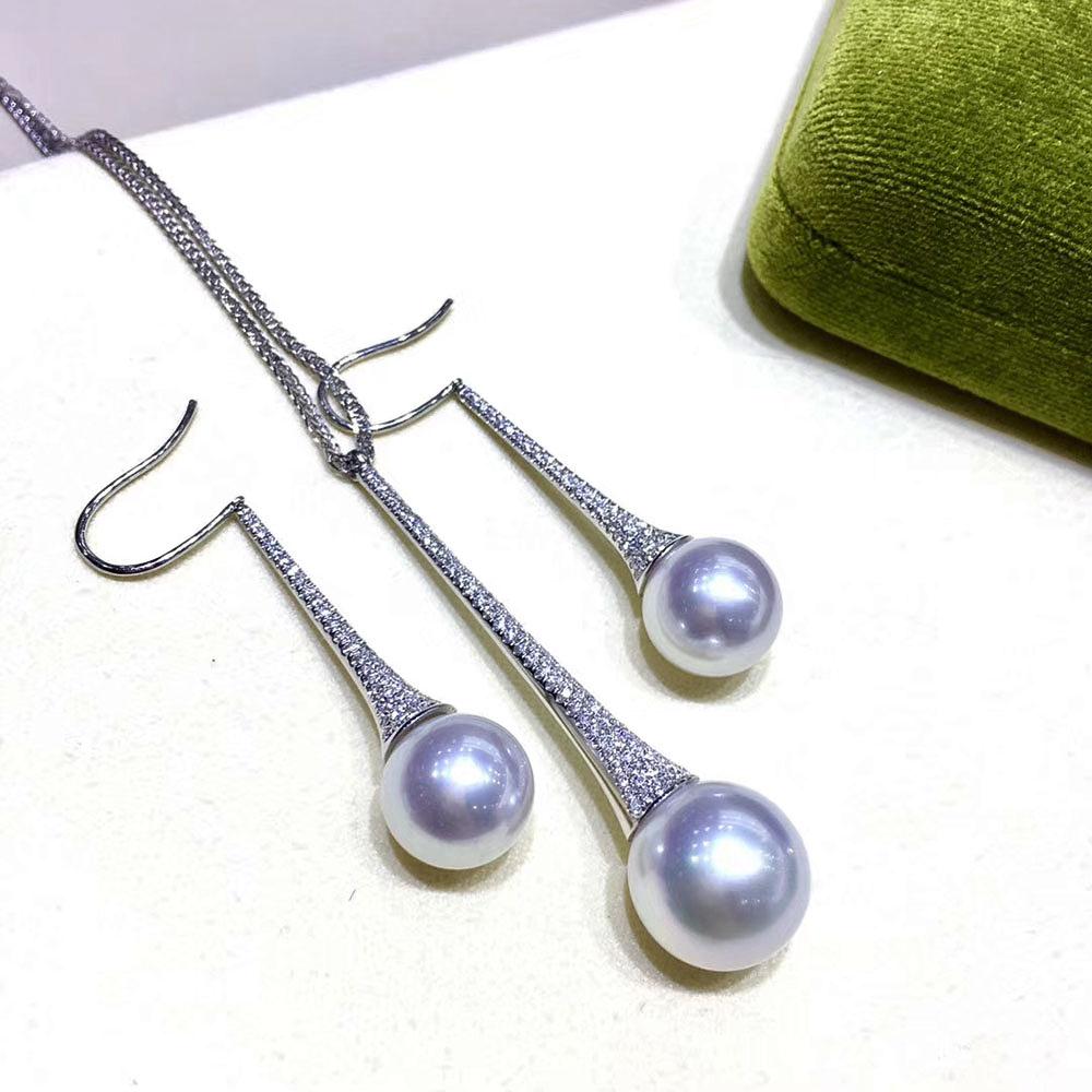 Donna Collana con ciondolo Celestial Drop Aurora South Sea Pearl Diamond Y in vendita