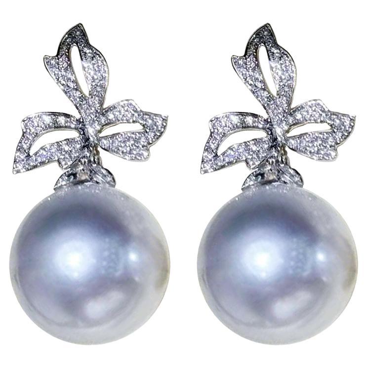 【Vine Symphony】Falling Maple Aurora 16mm South Sea Pearl & Diamond Earrings For Sale