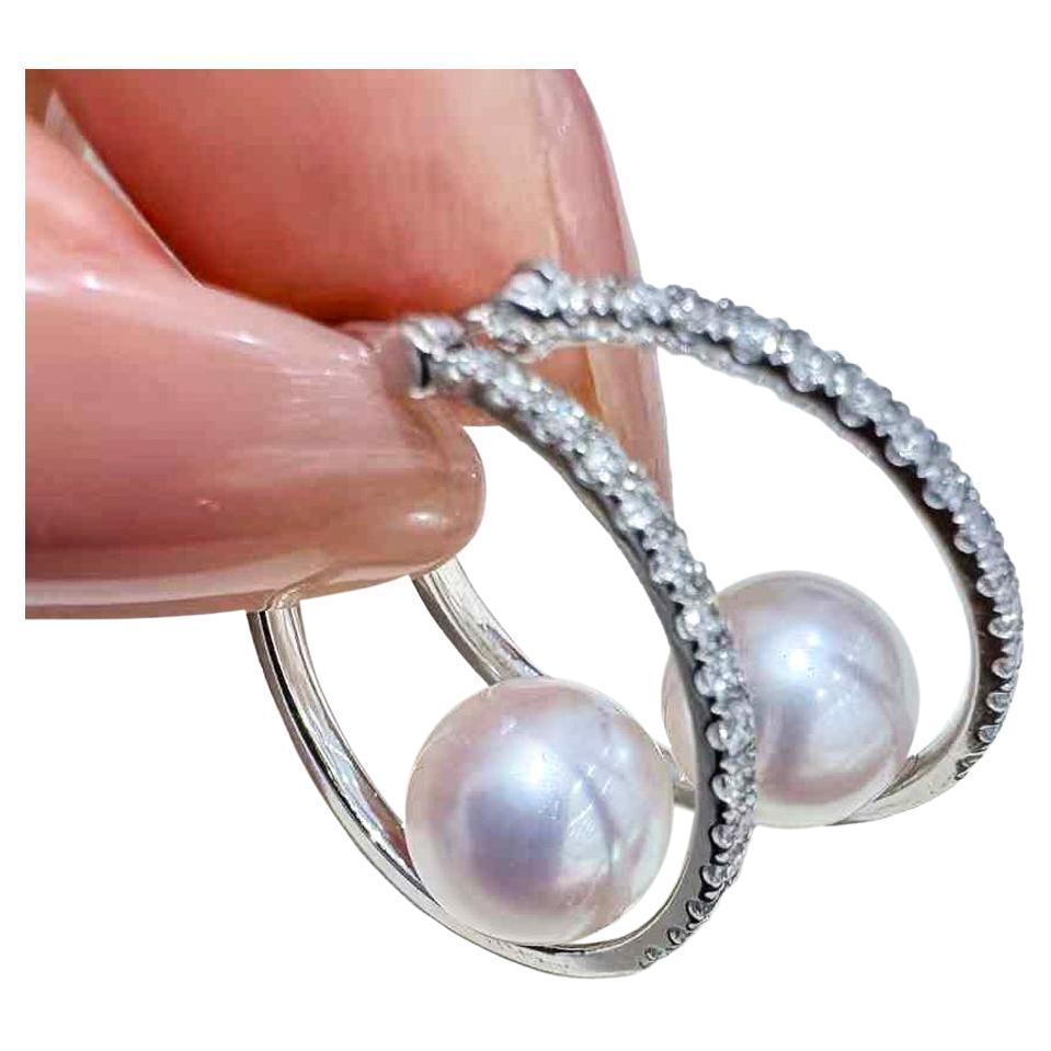 【Sculpted Geometry】Diamond Arc Aurora Akoya Pearl Everyday Hoop Earrings For Sale