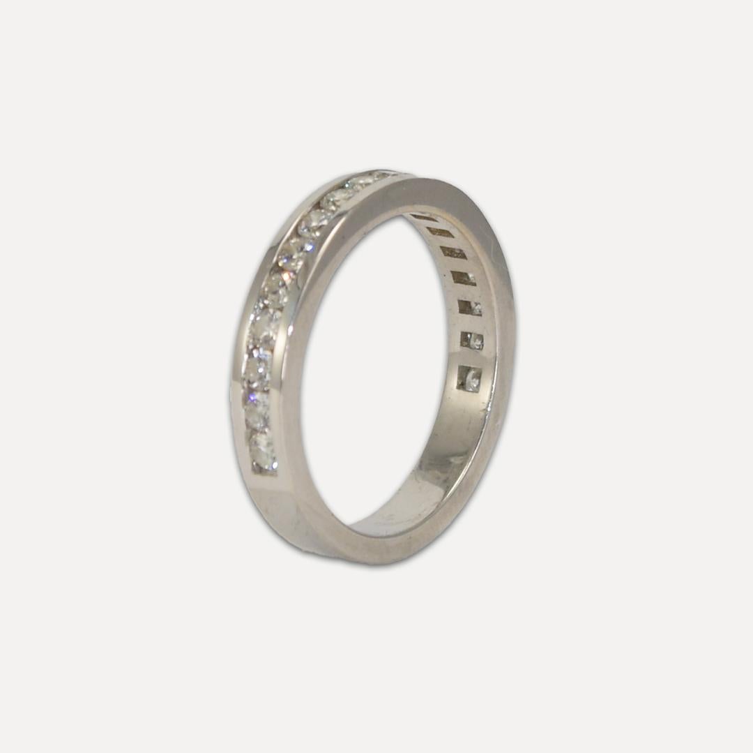 Women's or Men's 18K White Gold Diamond Band 0.50ct For Sale