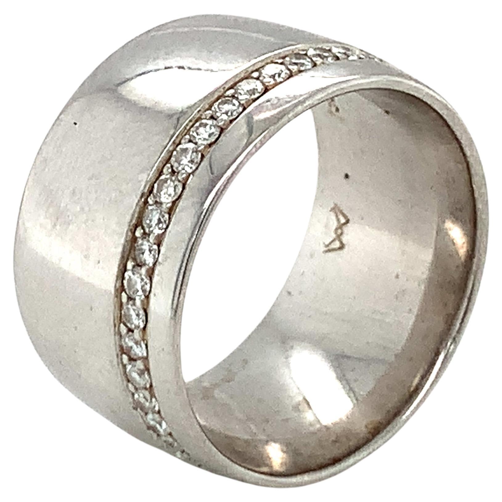 18K White Gold Diamond Band