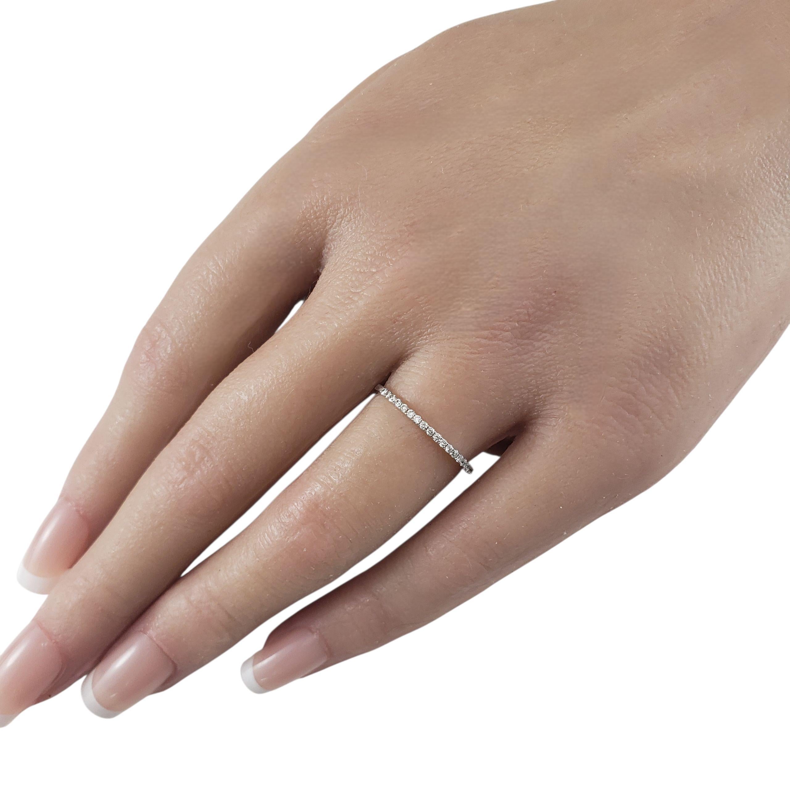 Anillo de oro blanco de 18 quilates con diamantes, tamaño 7,25 #23004 en venta 1