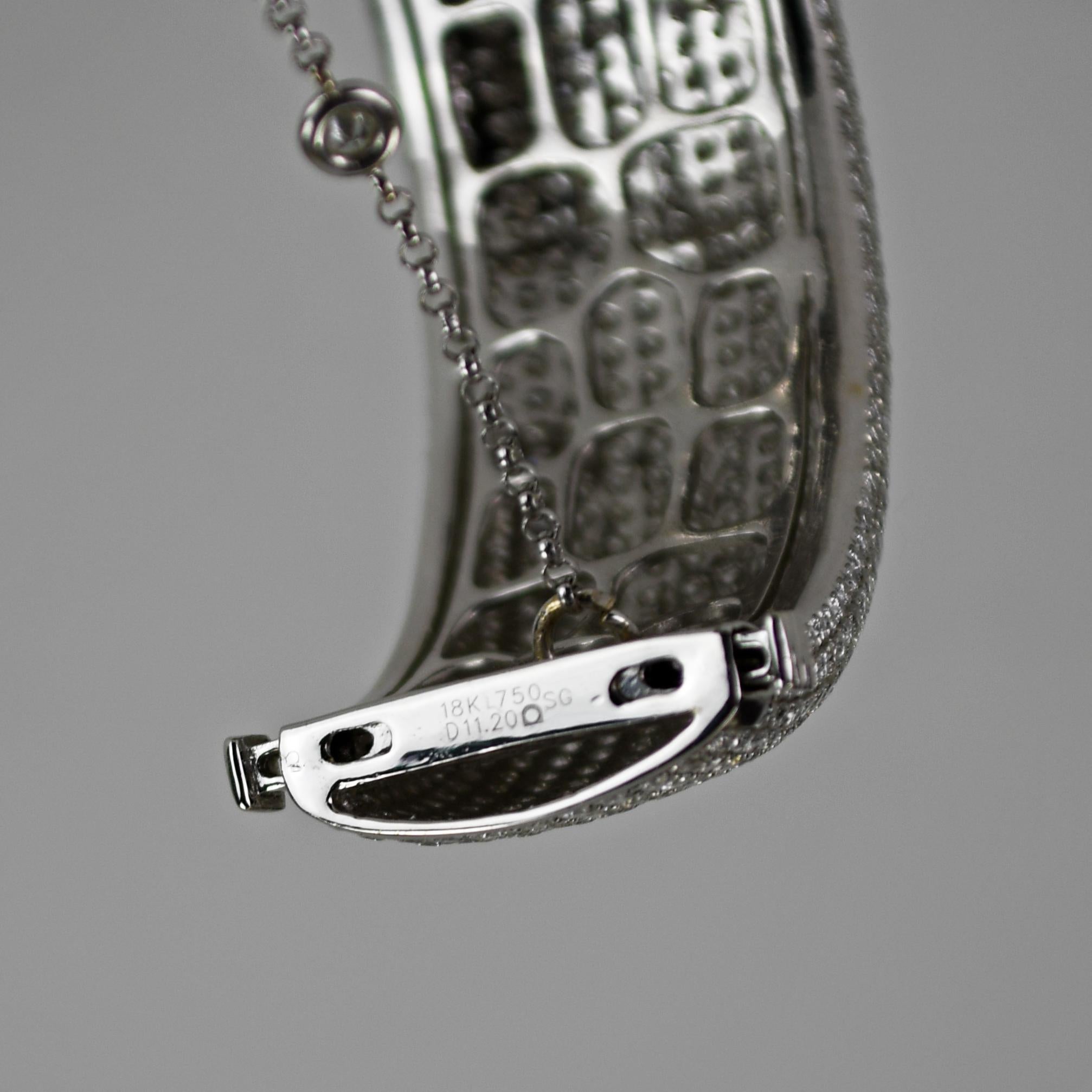 Bracciale con diamanti in oro bianco 18K 11,20ct in vendita 2