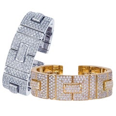 18 Karat White Gold Diamond Bangle Bracelet, 16.75 Carat