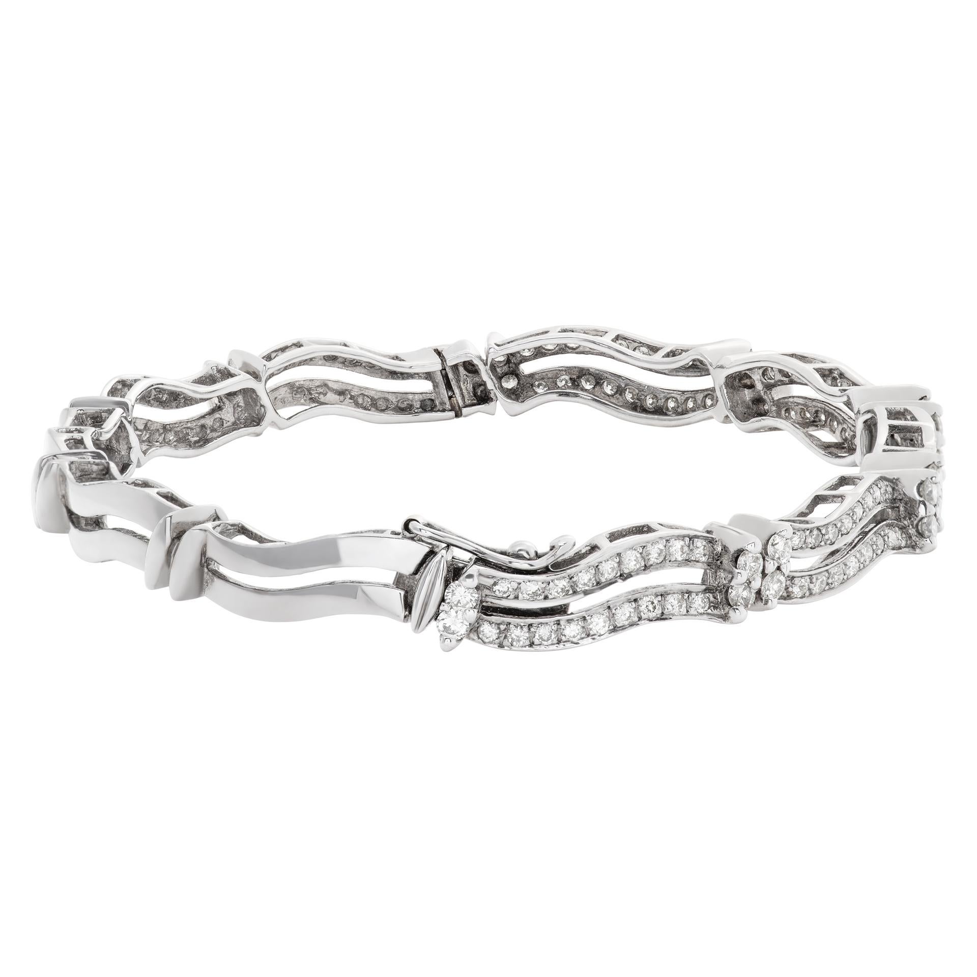 Bangle con diamanti in oro bianco 18 carati in vendita 1