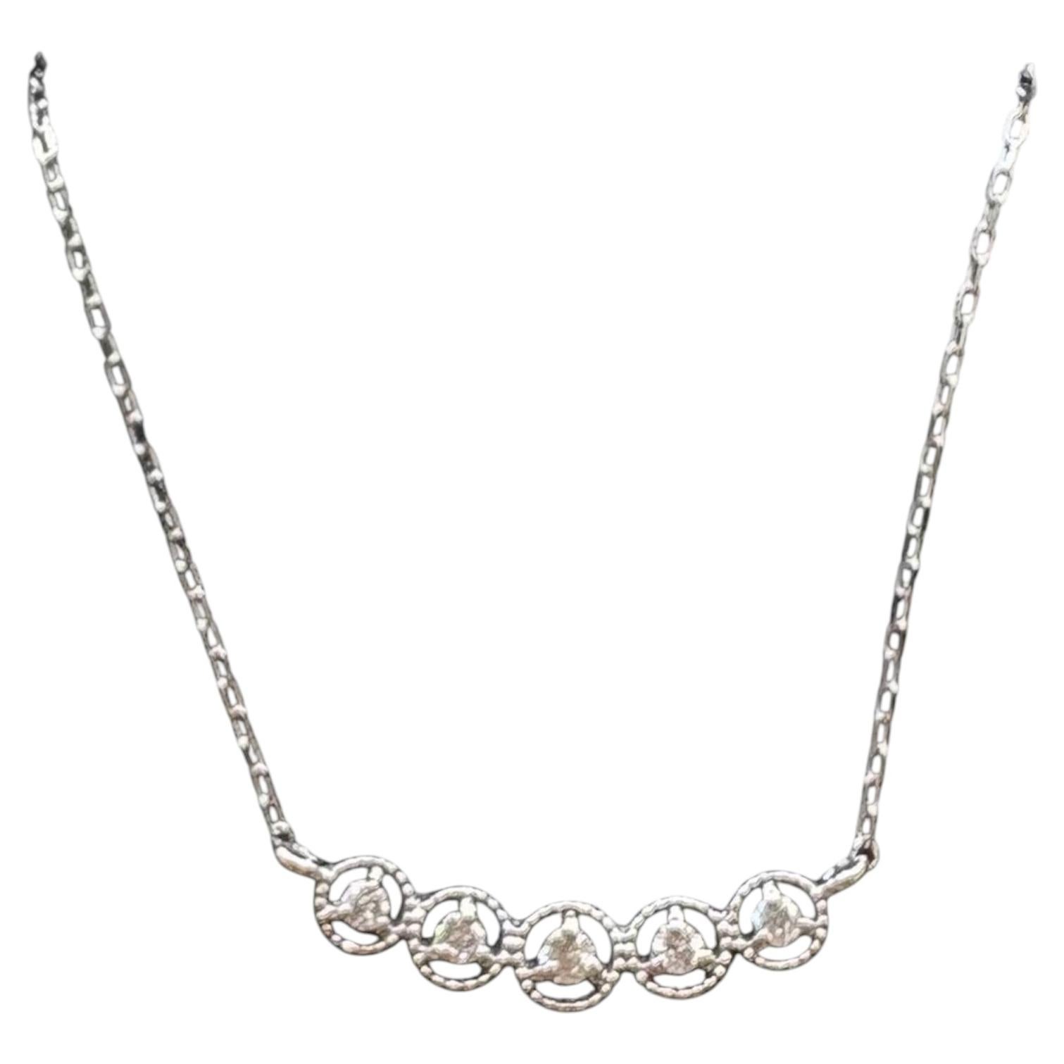 Collar con Barra de Diamantes de Oro Blanco de 18 K 0,03 ct GH SI Ajustable 16 Pulgadas